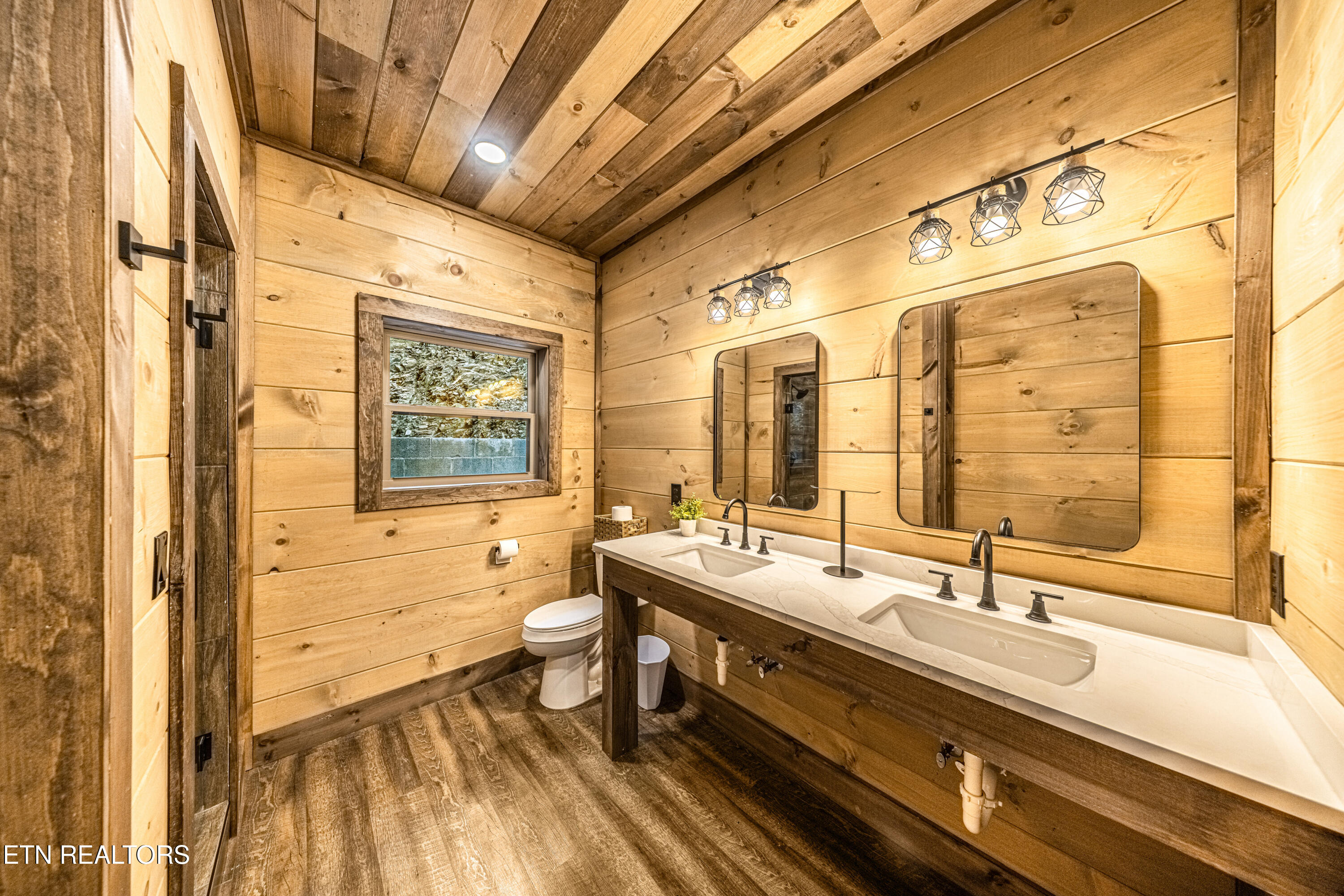 3210 Pine Way Pigeon Forge TN 37863