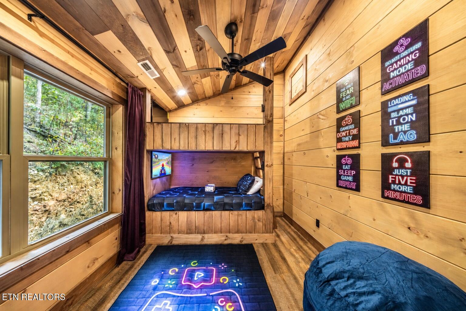 3210 Pine Way Pigeon Forge TN 37863