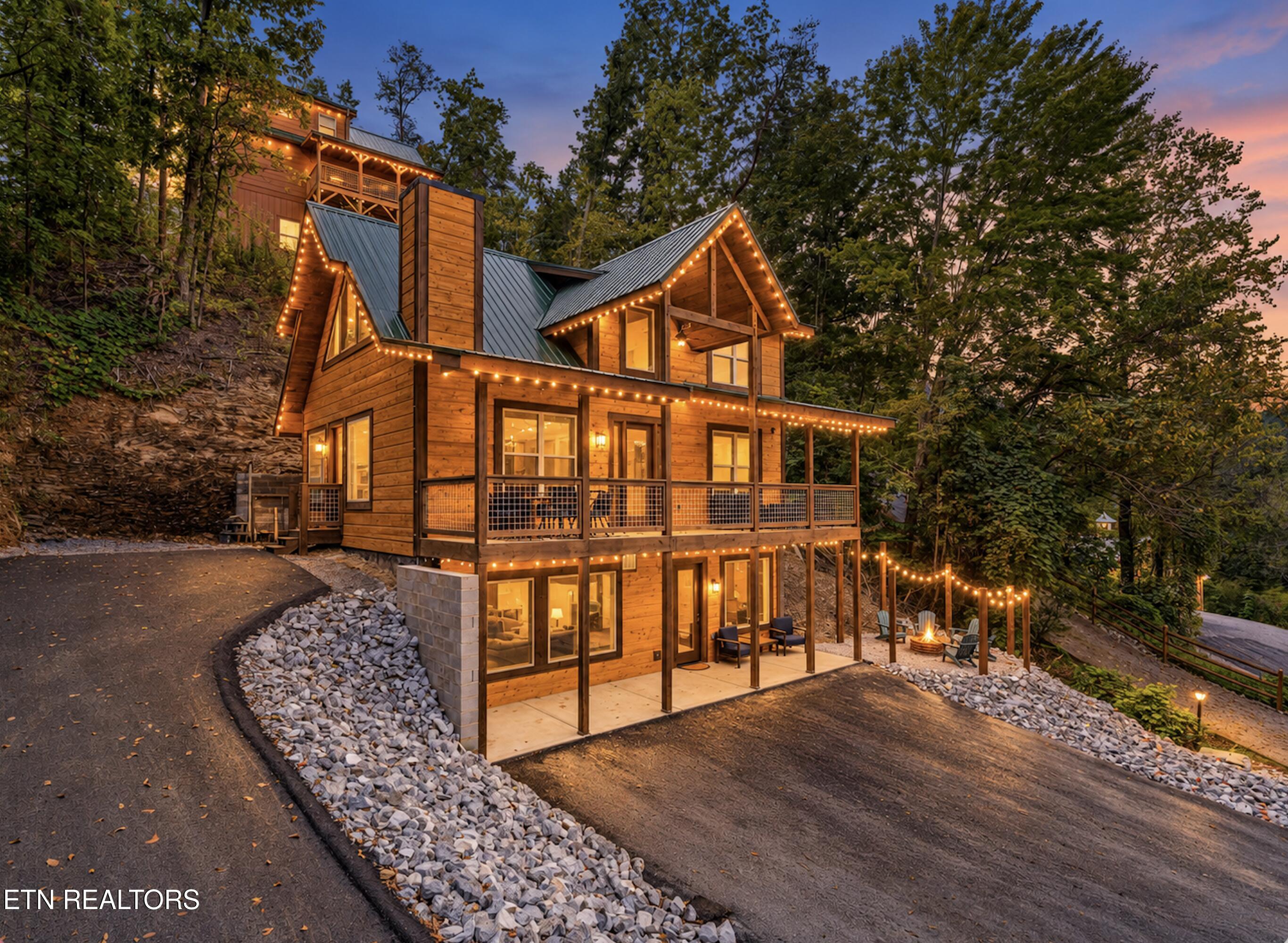 3210 Pine Way Pigeon Forge TN 37863