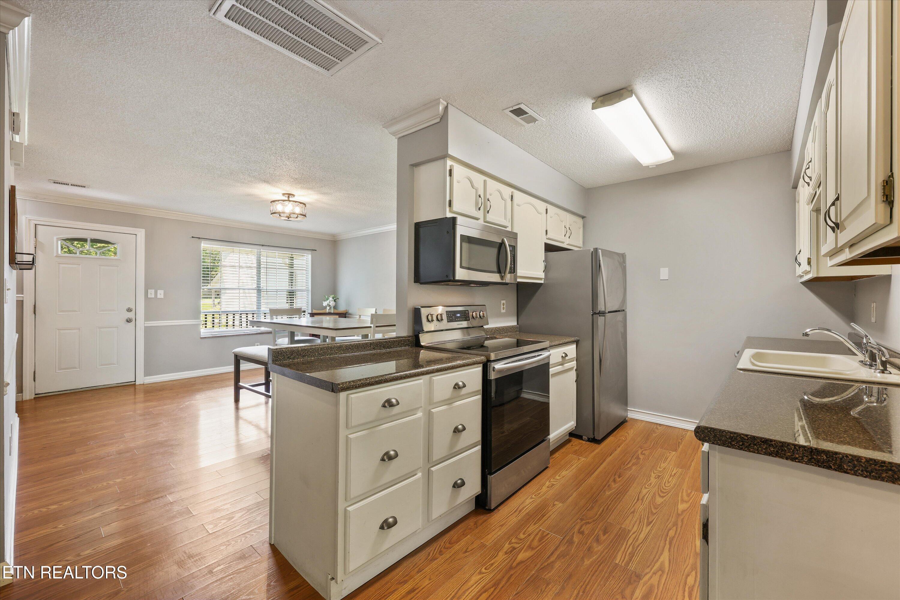 2403 Maple Drive Knoxville TN 37918