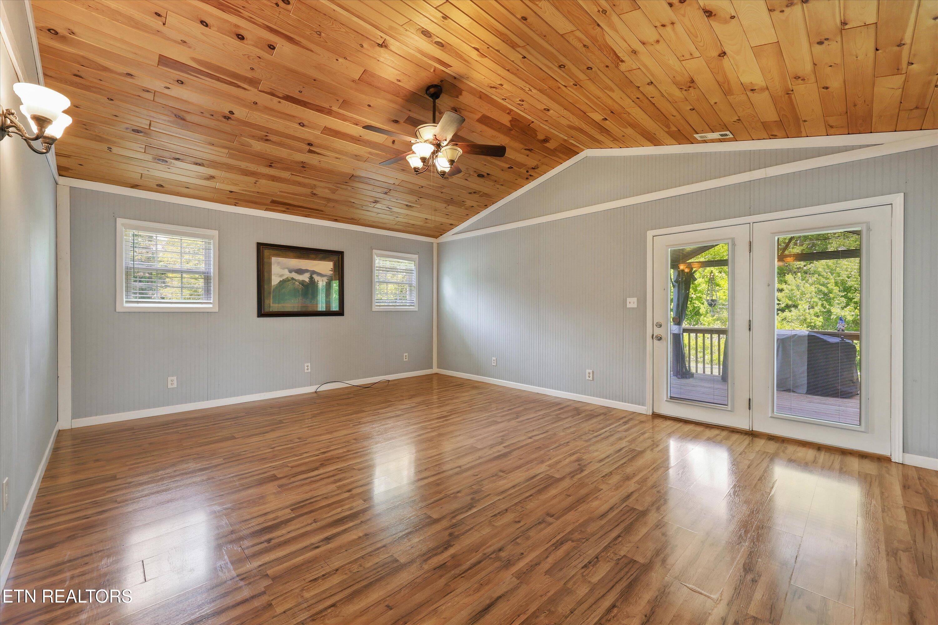 2403 Maple Drive Knoxville TN 37918