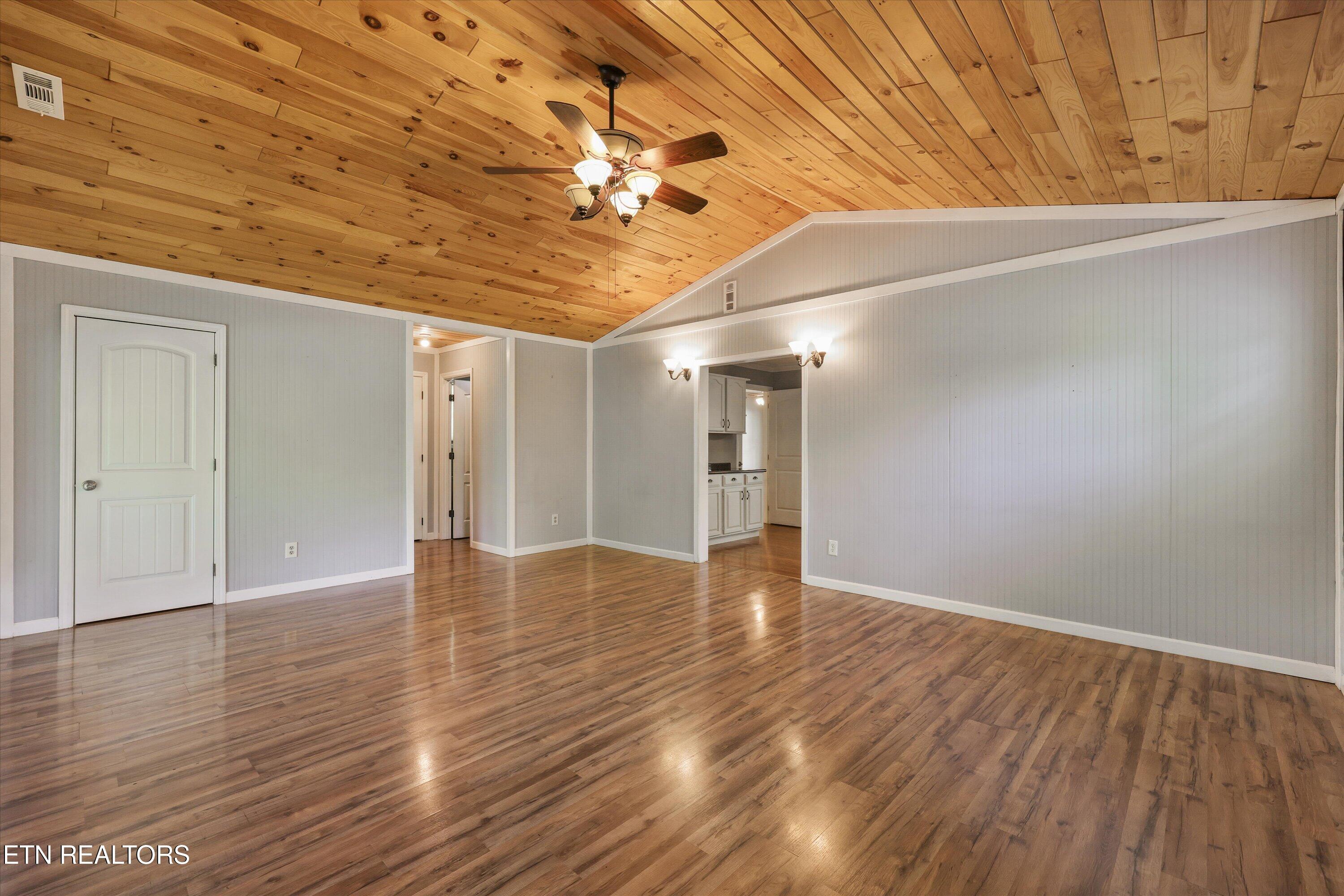 2403 Maple Drive Knoxville TN 37918