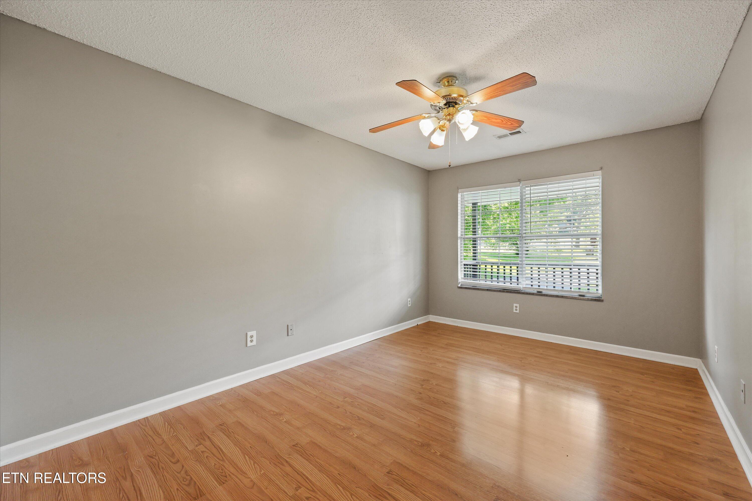 2403 Maple Drive Knoxville TN 37918