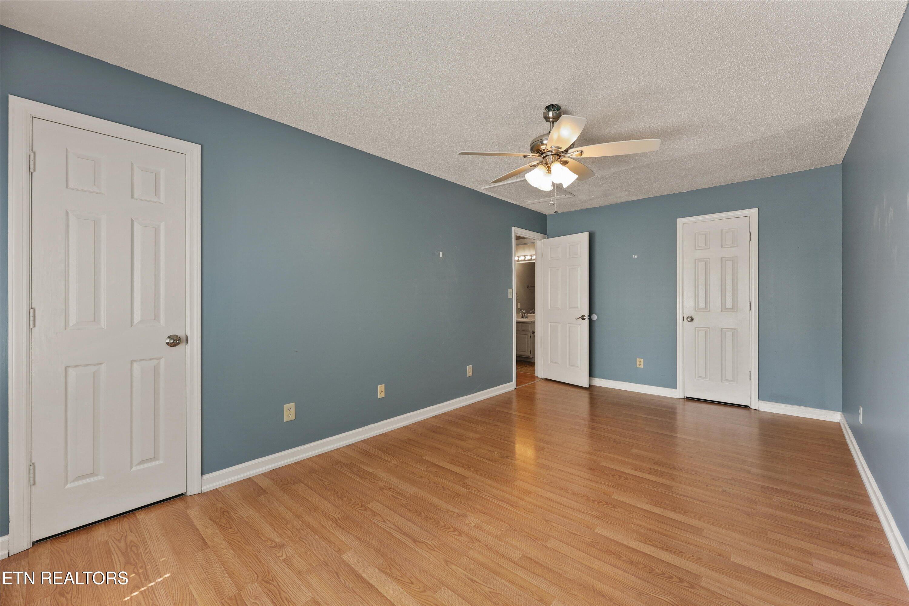 2403 Maple Drive Knoxville TN 37918