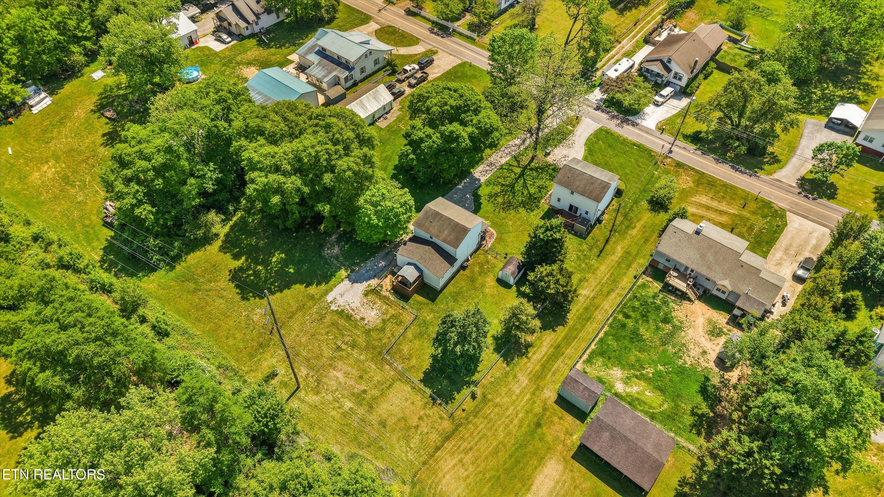 2403 Maple Drive Knoxville TN 37918