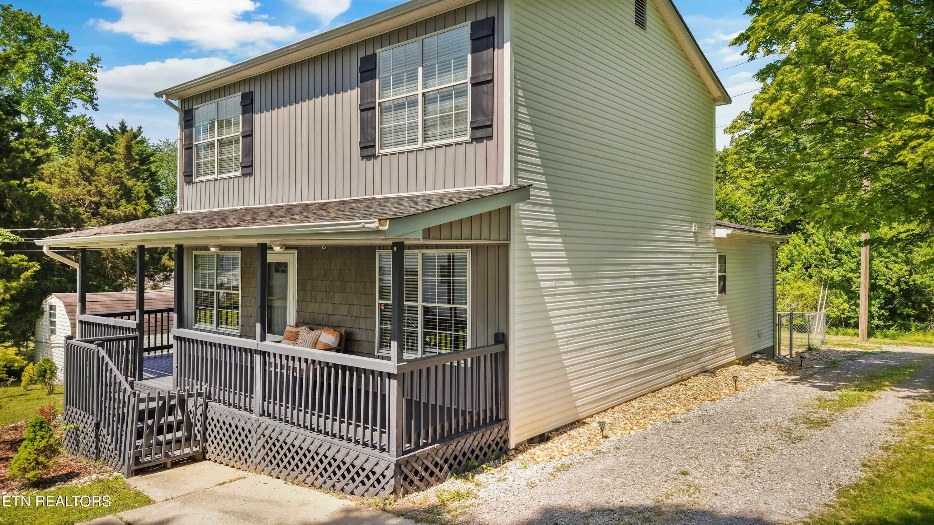 2403 Maple Drive Knoxville TN 37918