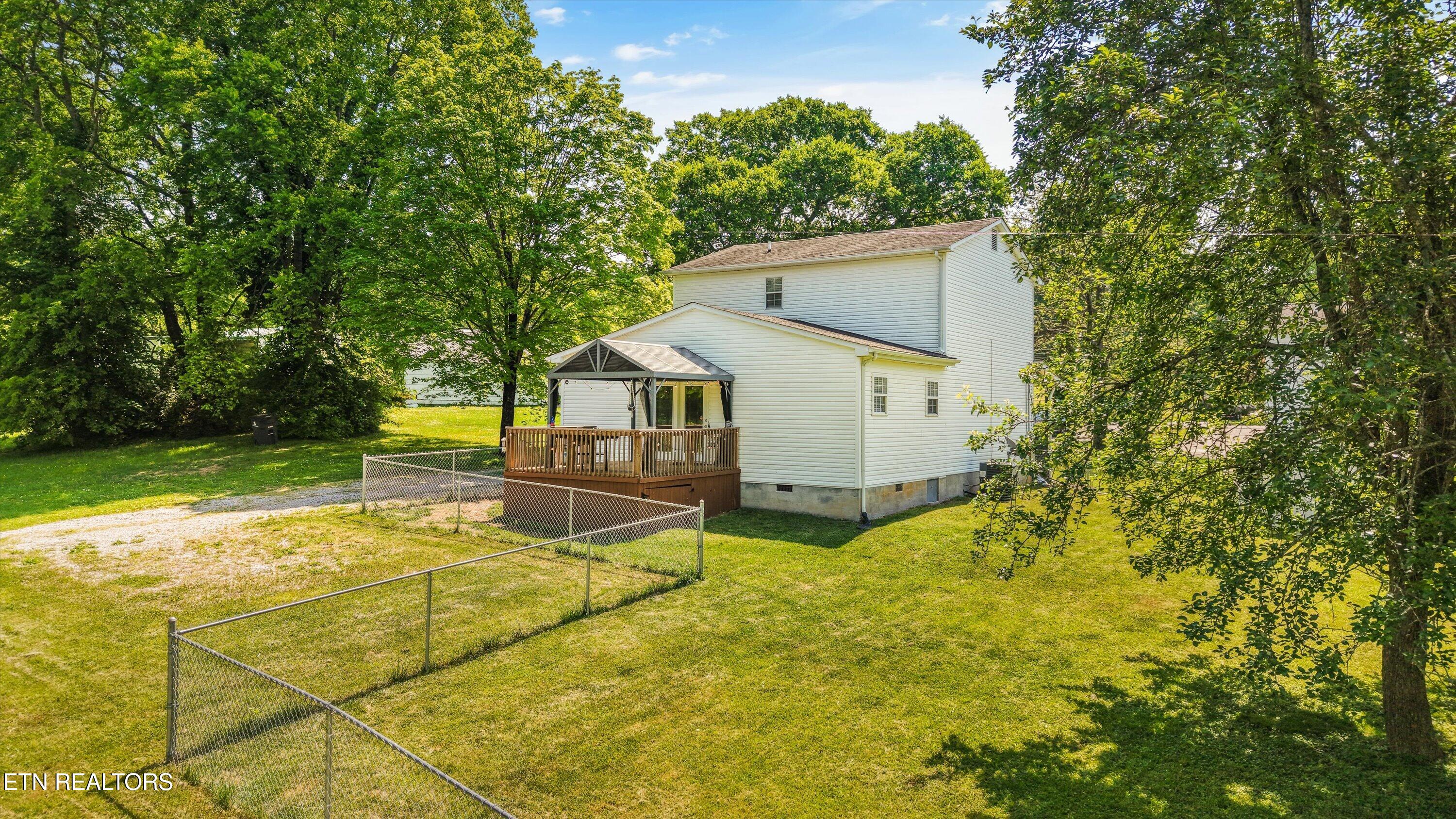 2403 Maple Drive Knoxville TN 37918