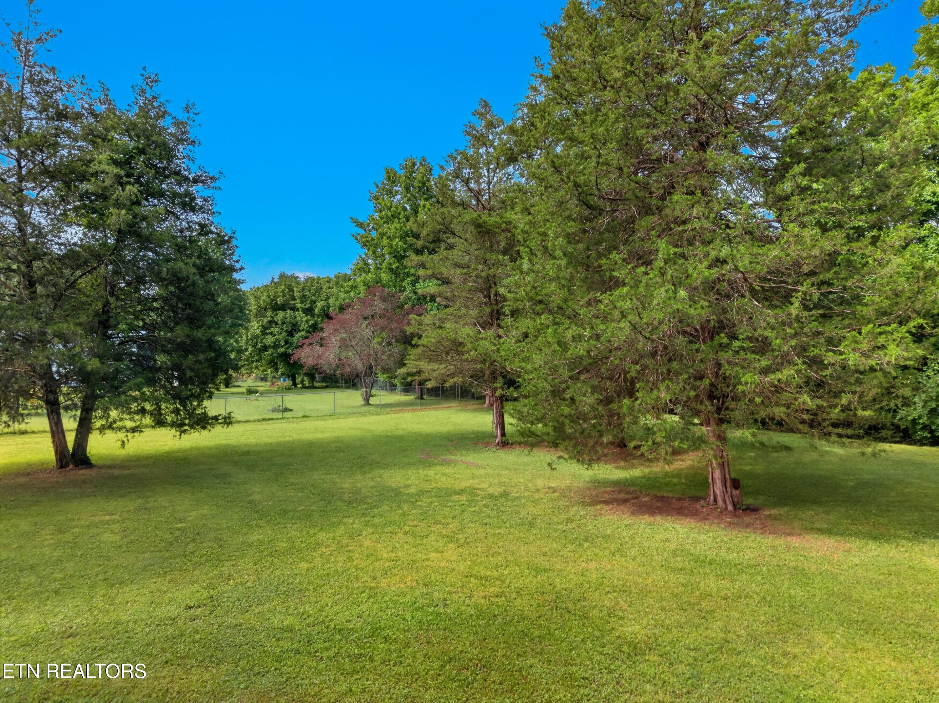 267 Pine Ridge Road Clinton TN 37716