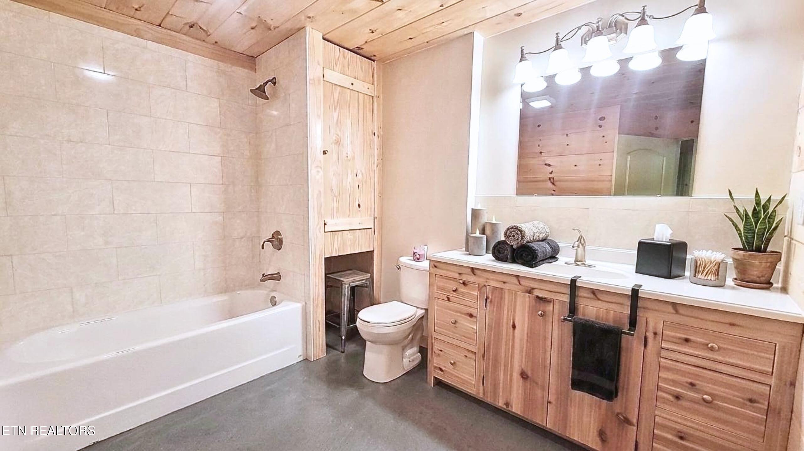 251 Cloud Way Parrottsville TN 37843