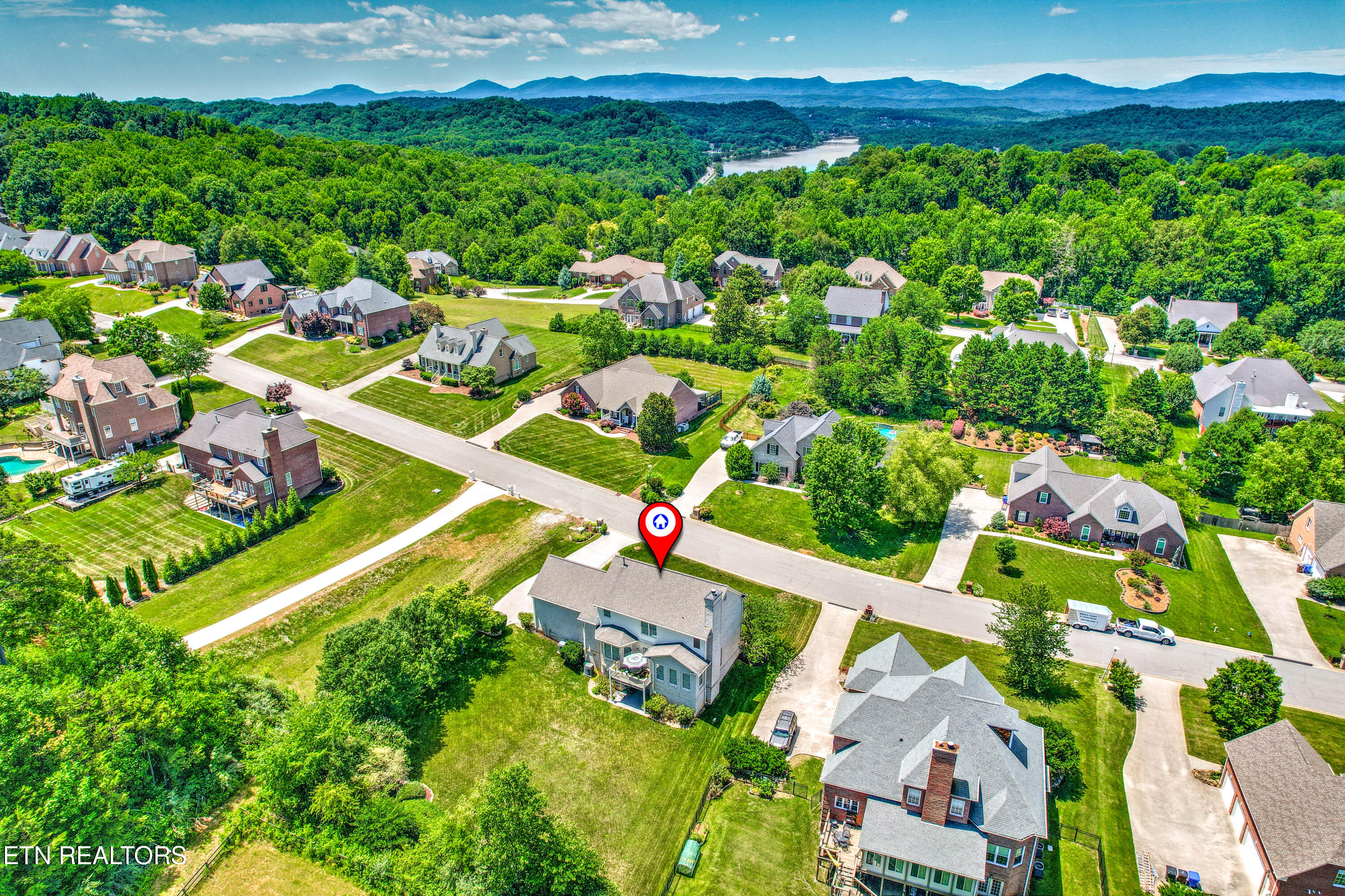 69 Rolling Links Boulevard Oak Ridge TN 37830