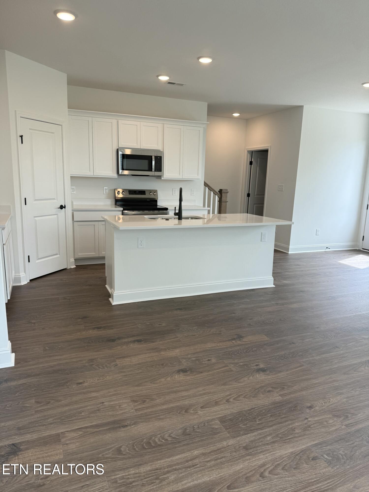 1717 Bennett Village Drive Maryville TN 37804
