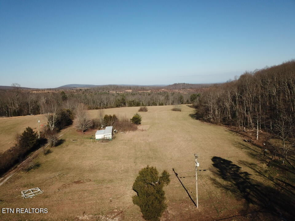 1364 Happy Top Road Grandview TN 37337