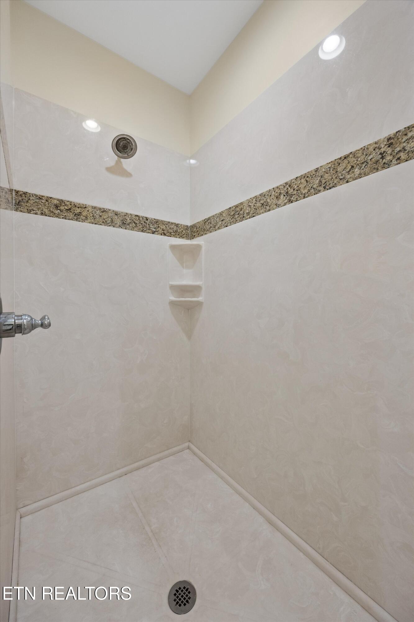 807 Wattle Blossom Way Gatlinburg TN 37738