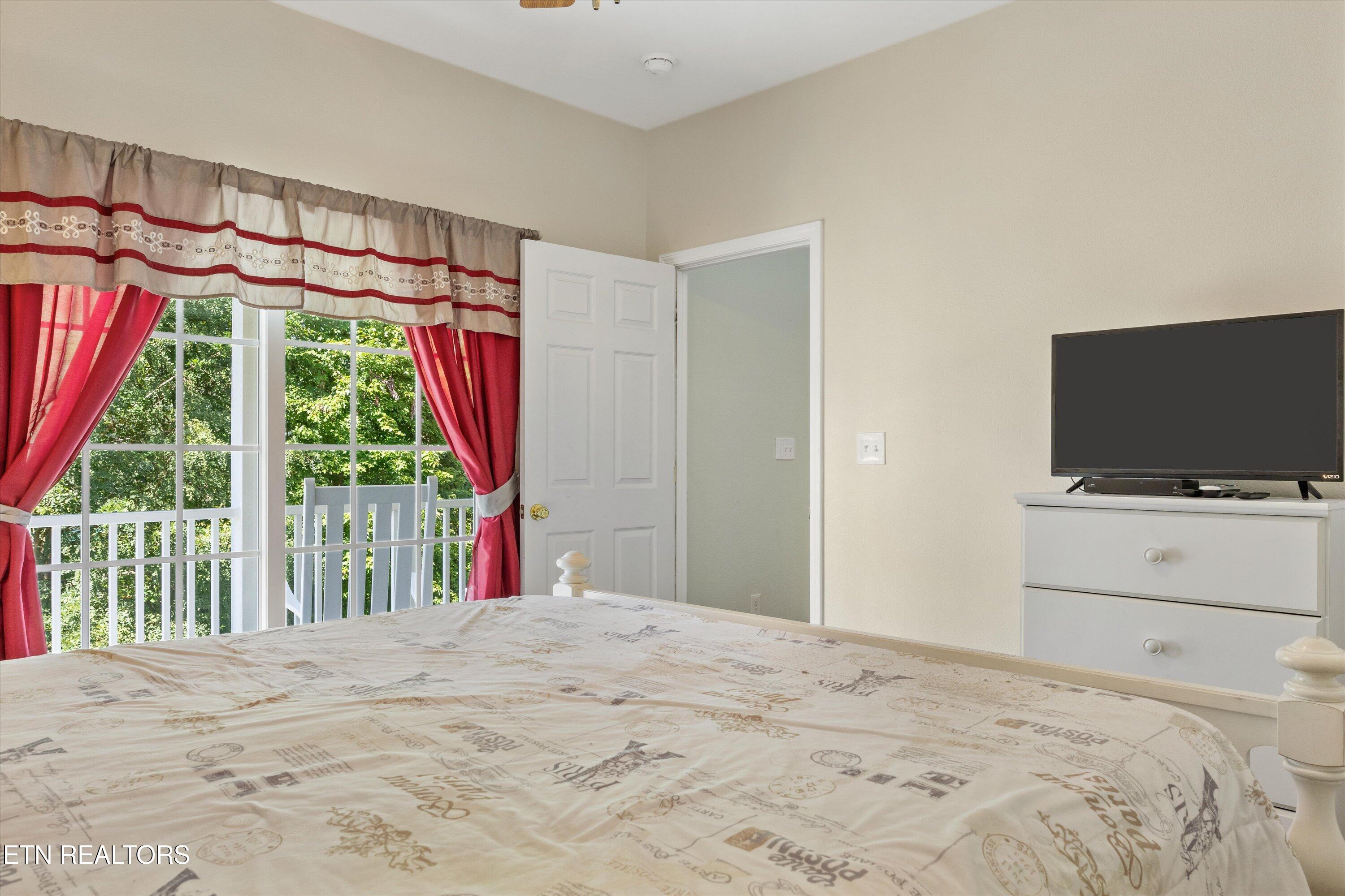 807 Wattle Blossom Way Gatlinburg TN 37738