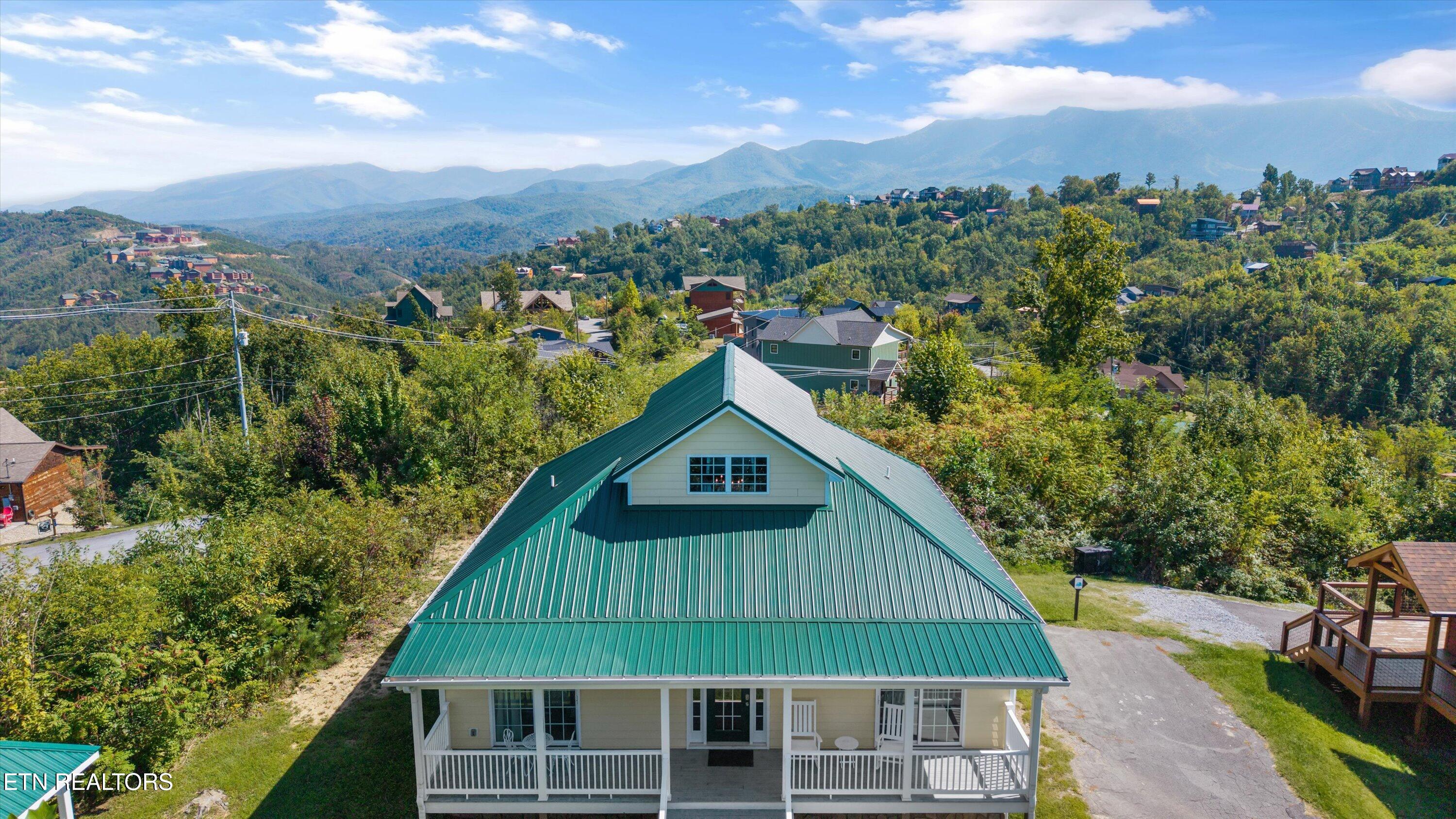 807 Wattle Blossom Way Gatlinburg TN 37738