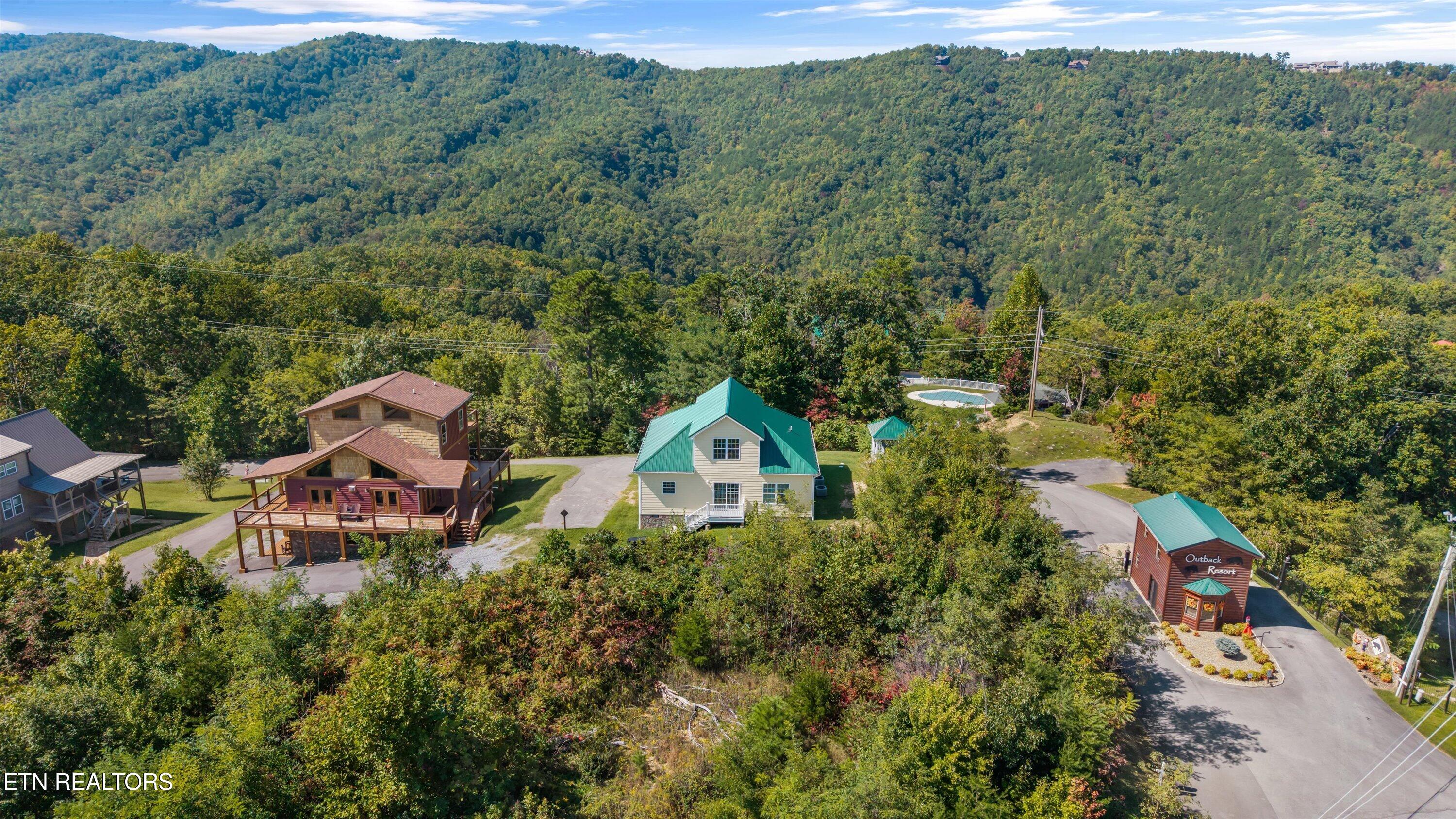 807 Wattle Blossom Way Gatlinburg TN 37738