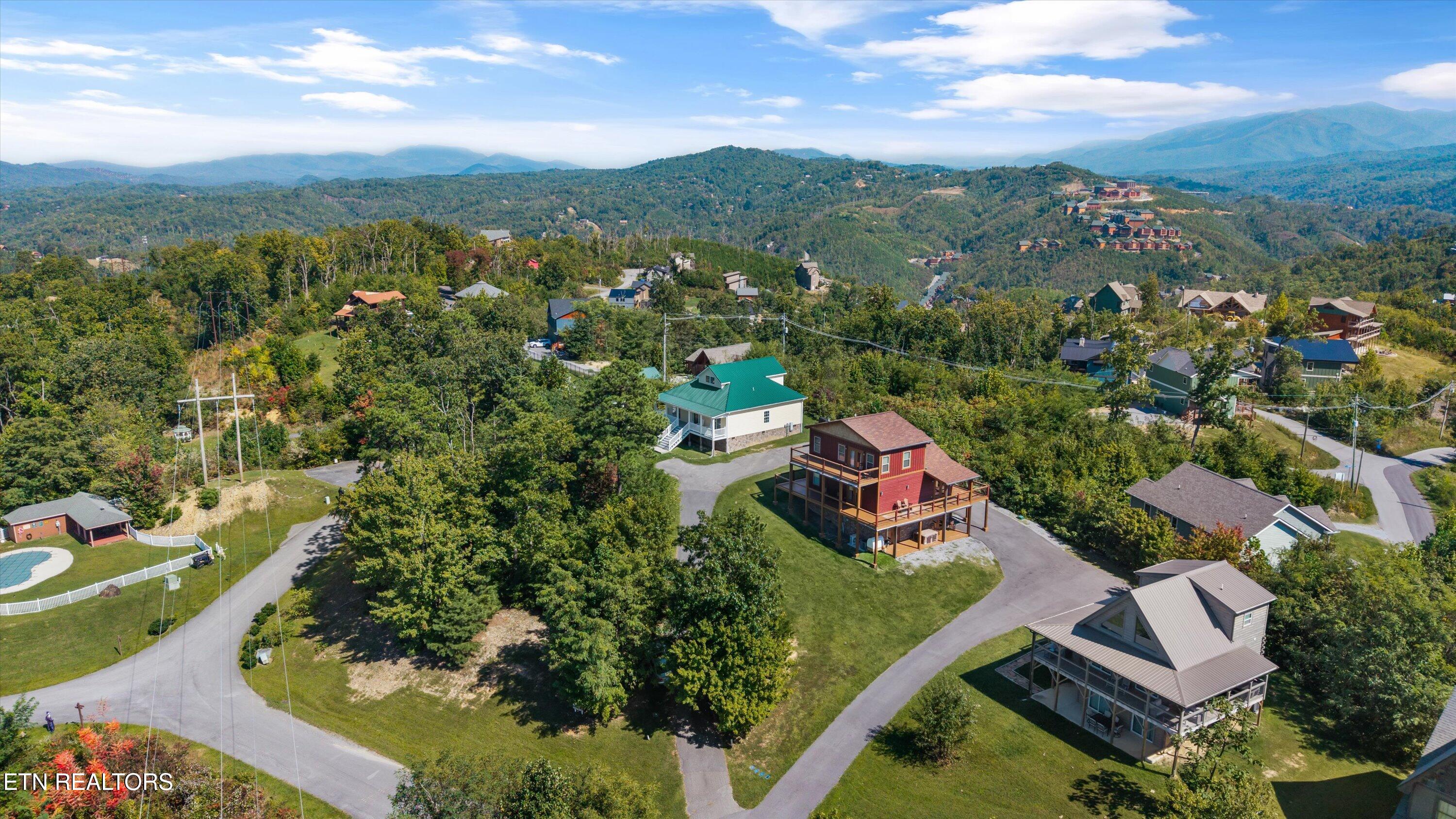 807 Wattle Blossom Way Gatlinburg TN 37738