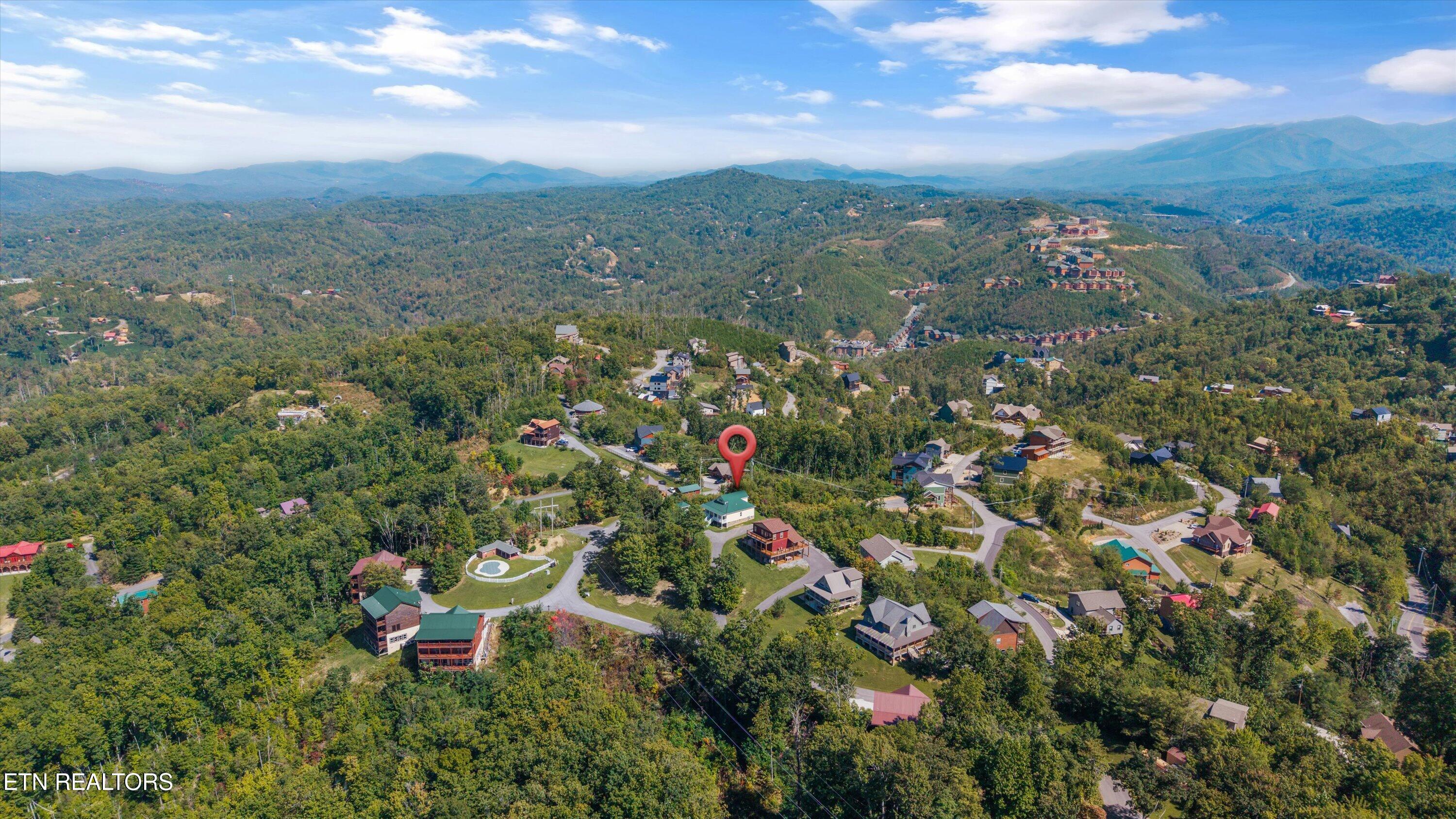 807 Wattle Blossom Way Gatlinburg TN 37738