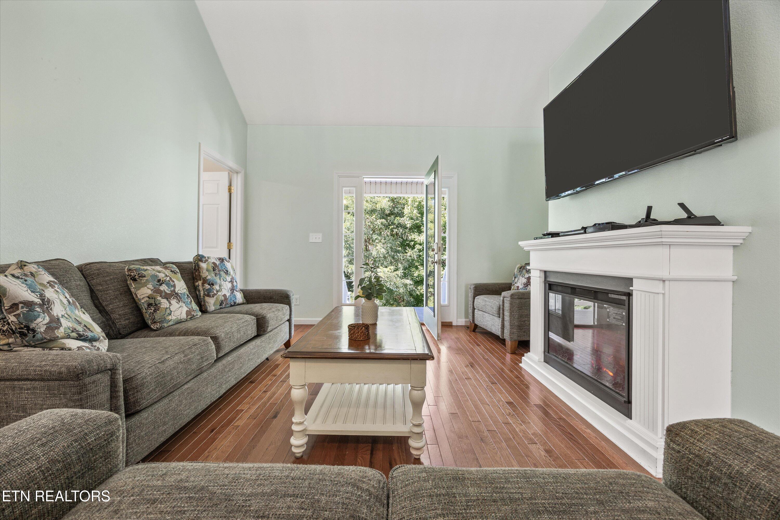 807 Wattle Blossom Way Gatlinburg TN 37738