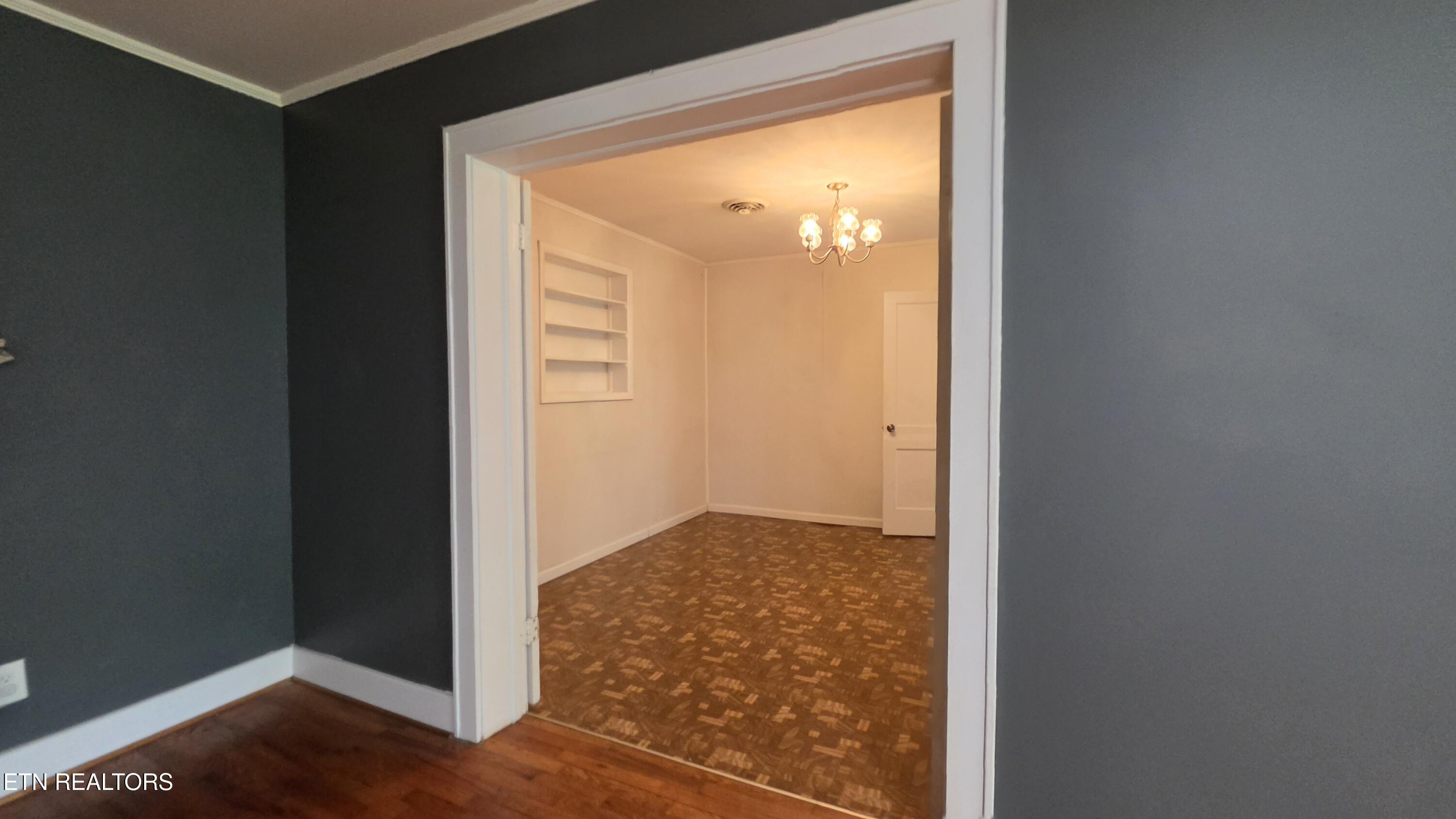 208 E Dyer Street Madisonville TN 37354