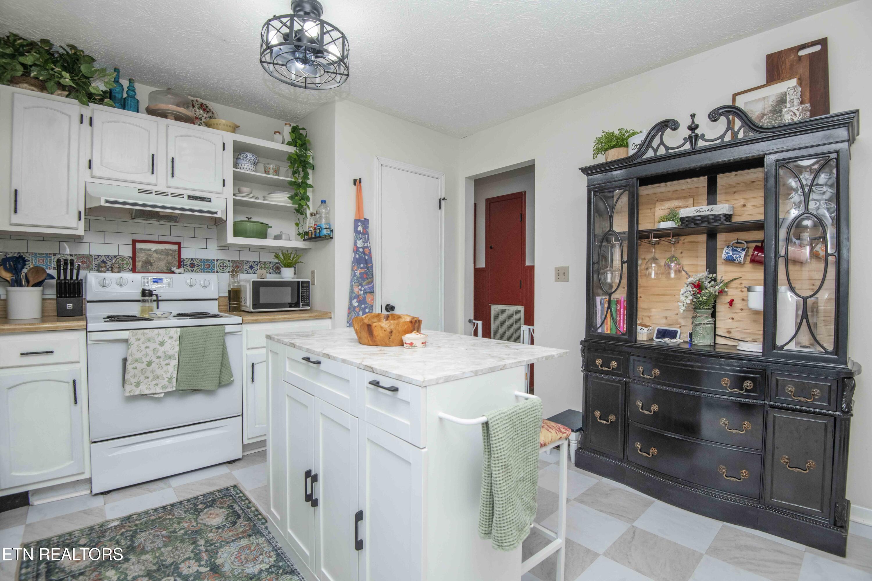1004 Susan Drive New Market TN 37820