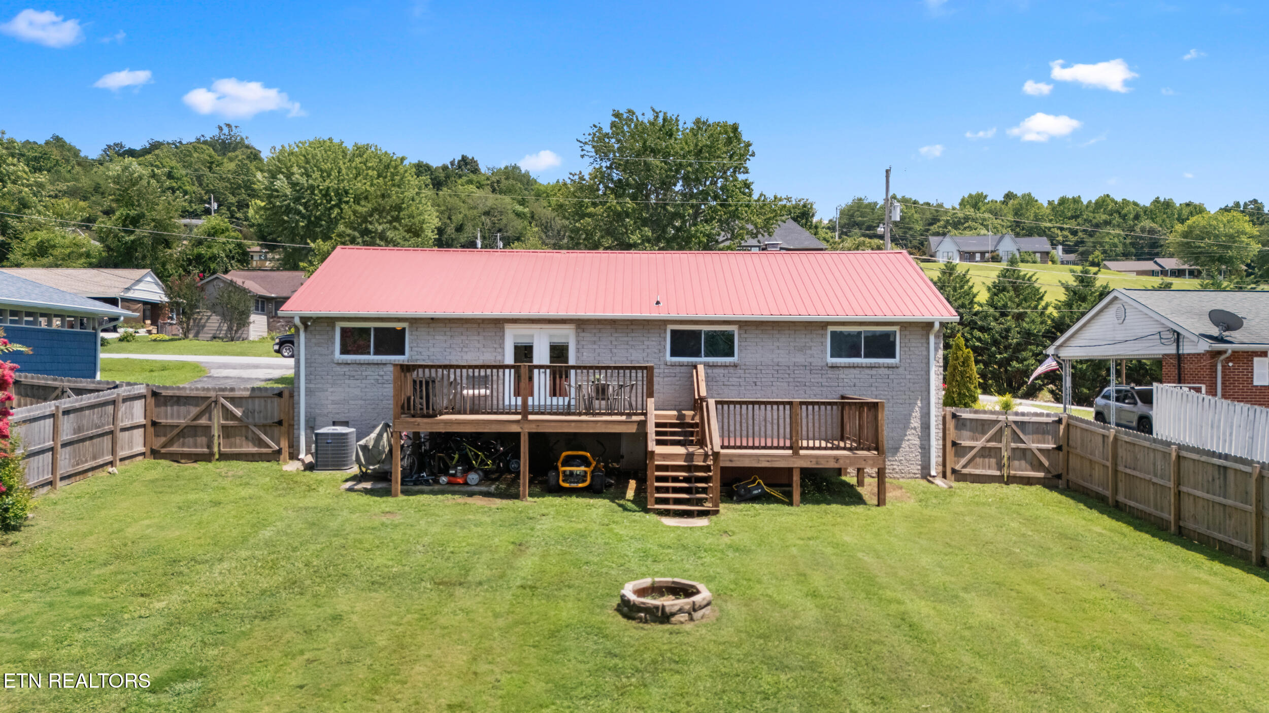 812 Brown Avenue Kingston TN 37763