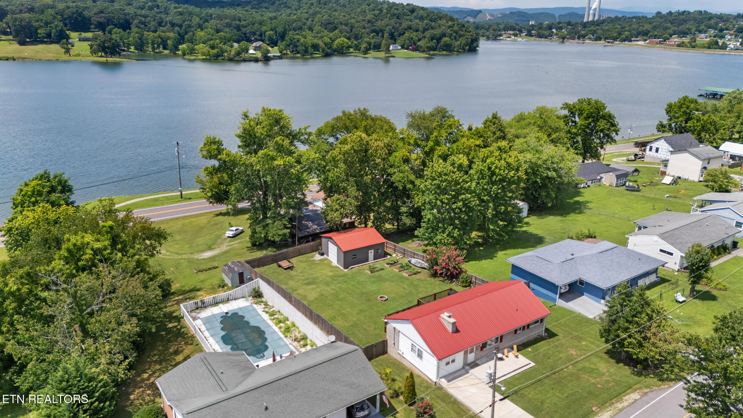 812 Brown Avenue Kingston TN 37763