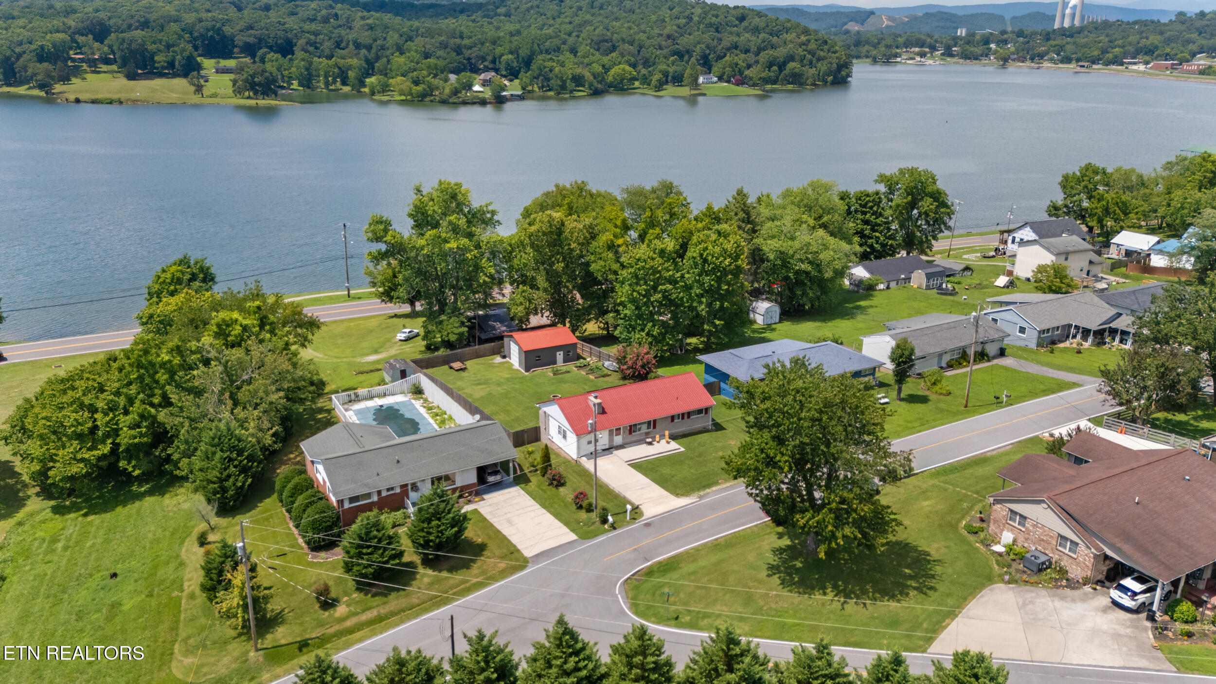 812 Brown Avenue Kingston TN 37763