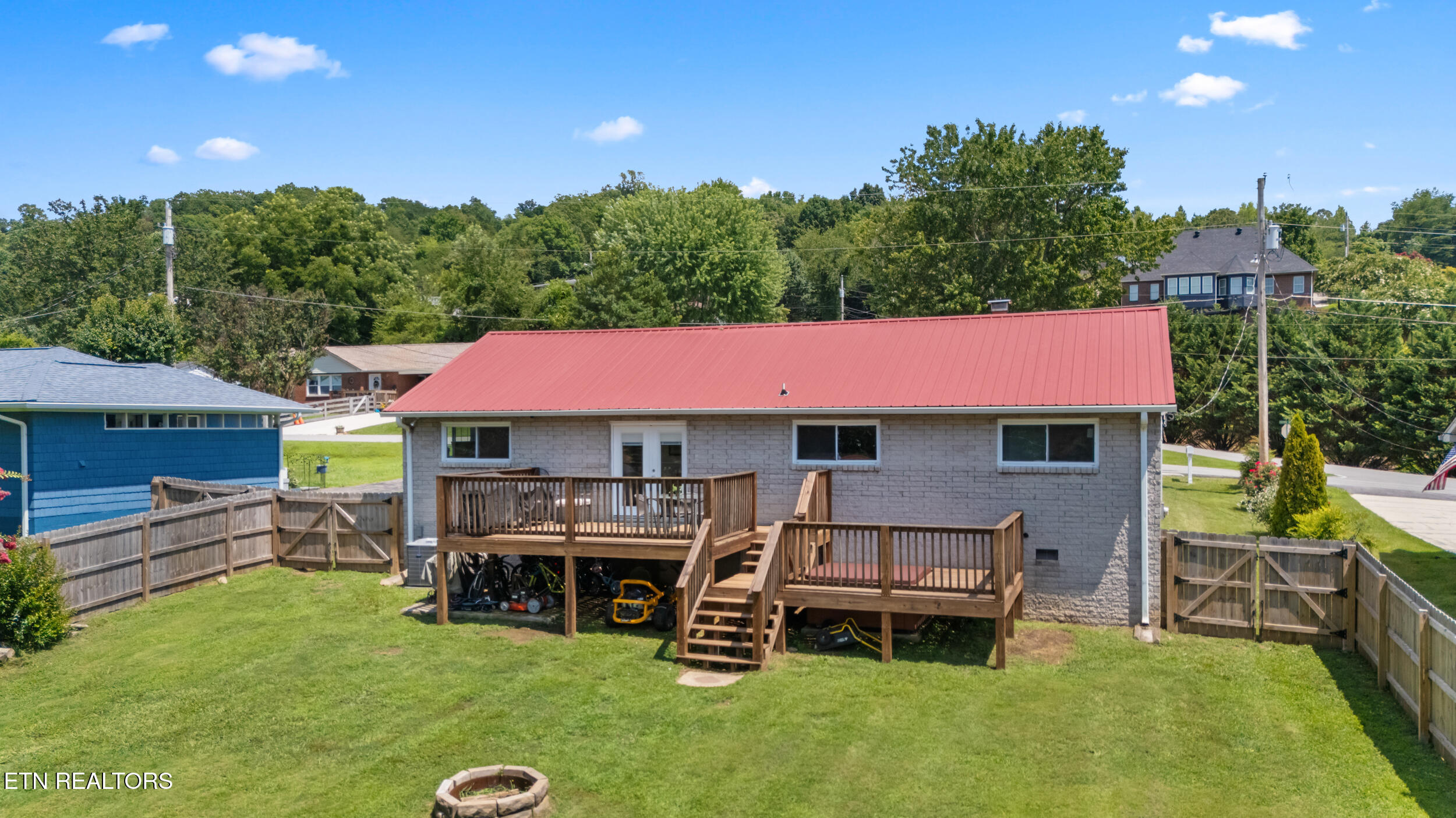 812 Brown Avenue Kingston TN 37763