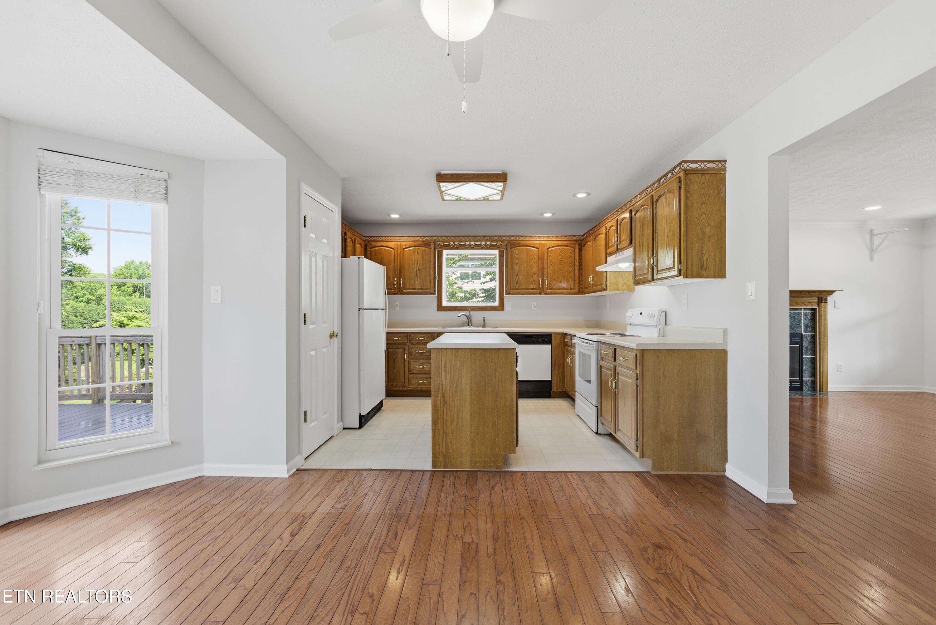 135 Rebel Road Harriman TN 37748