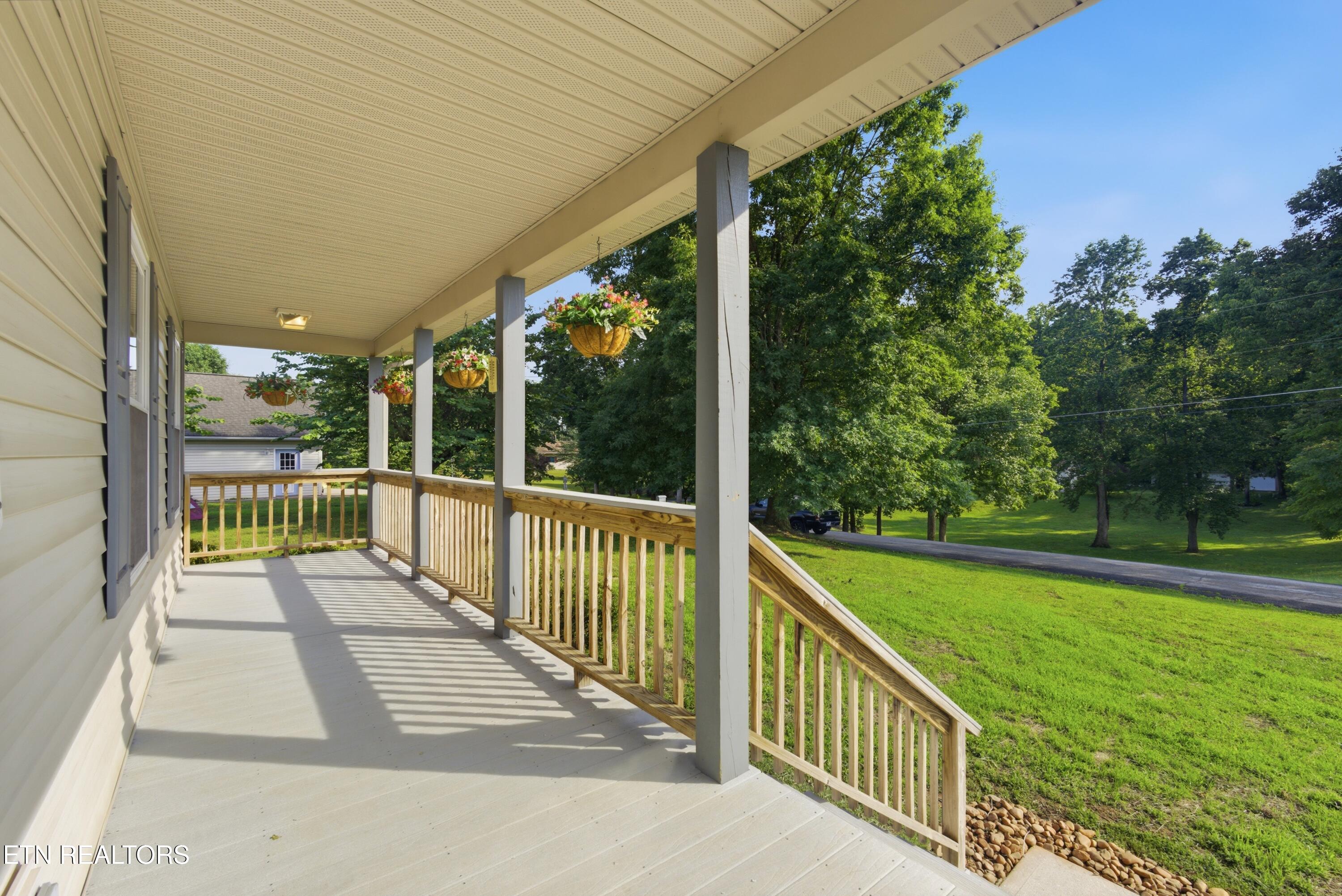 135 Rebel Road Harriman TN 37748