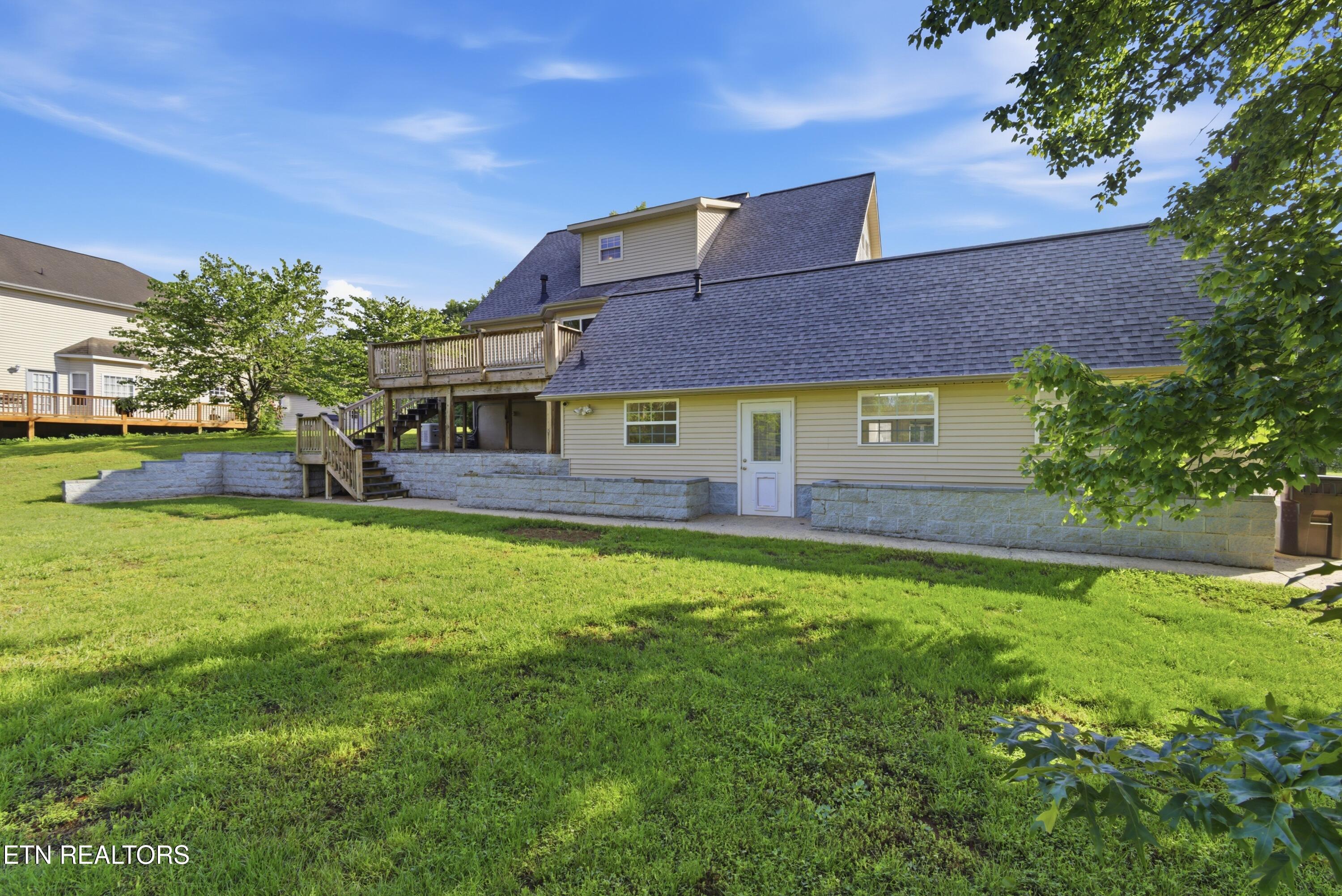 135 Rebel Road Harriman TN 37748