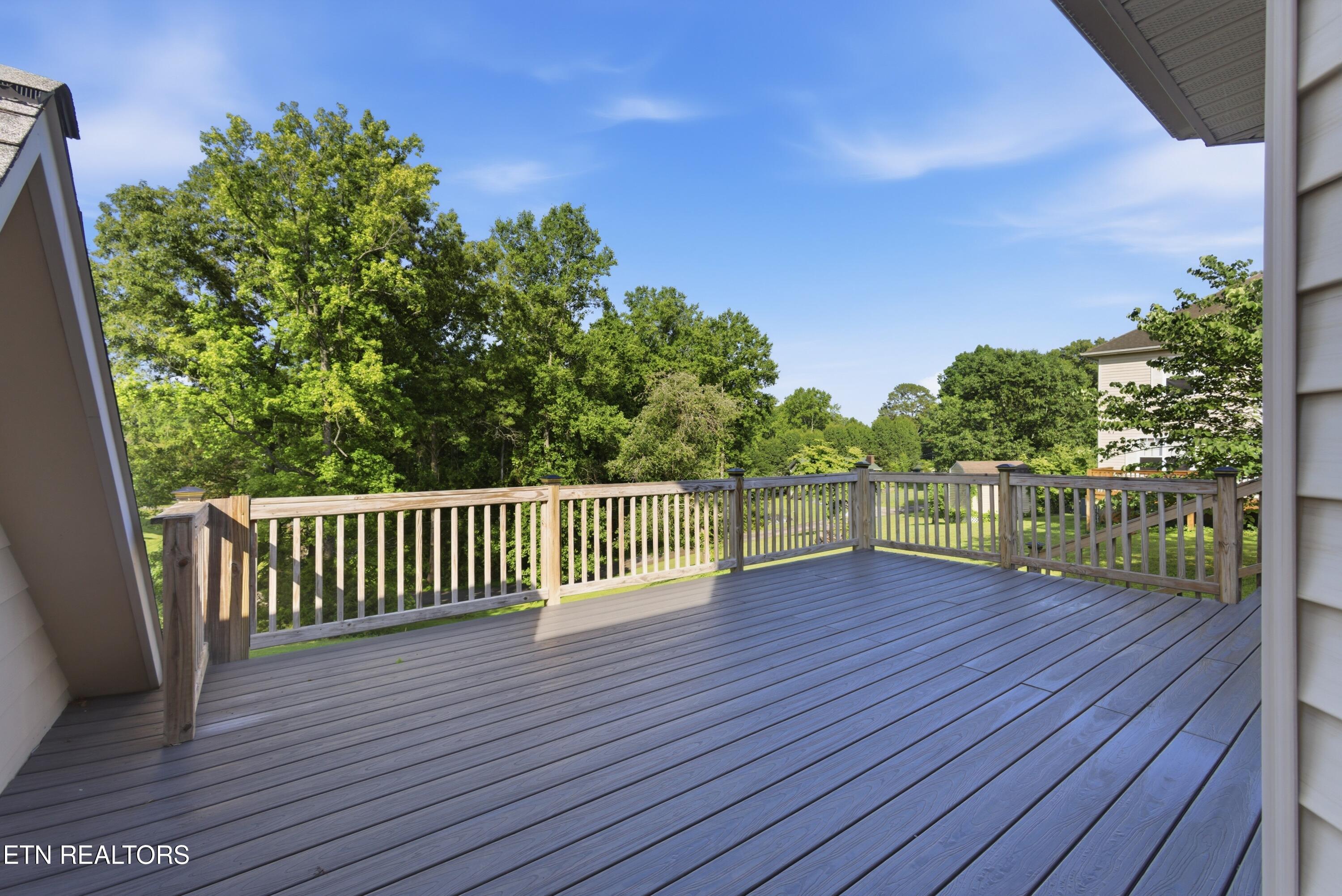135 Rebel Road Harriman TN 37748