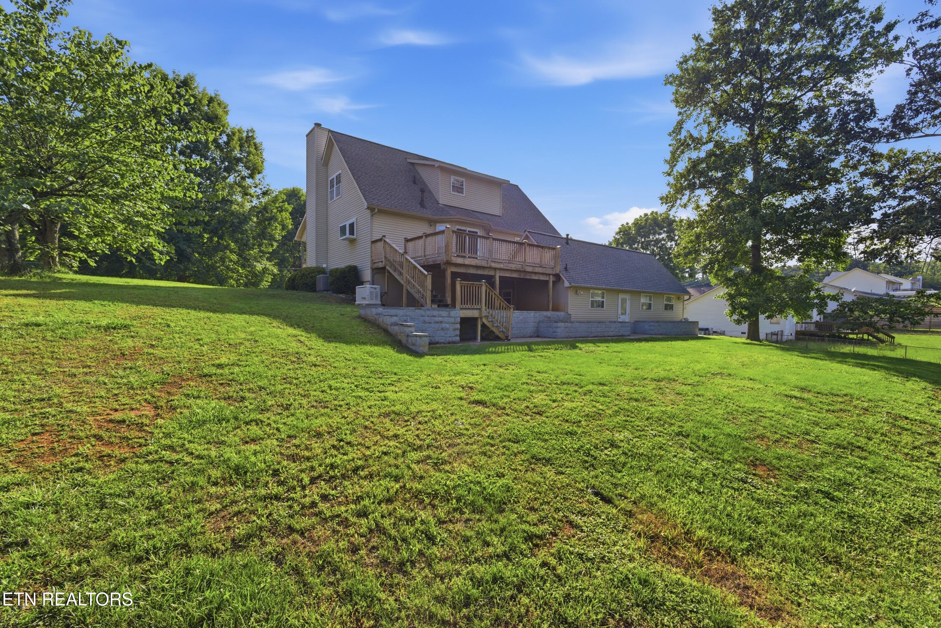 135 Rebel Road Harriman TN 37748