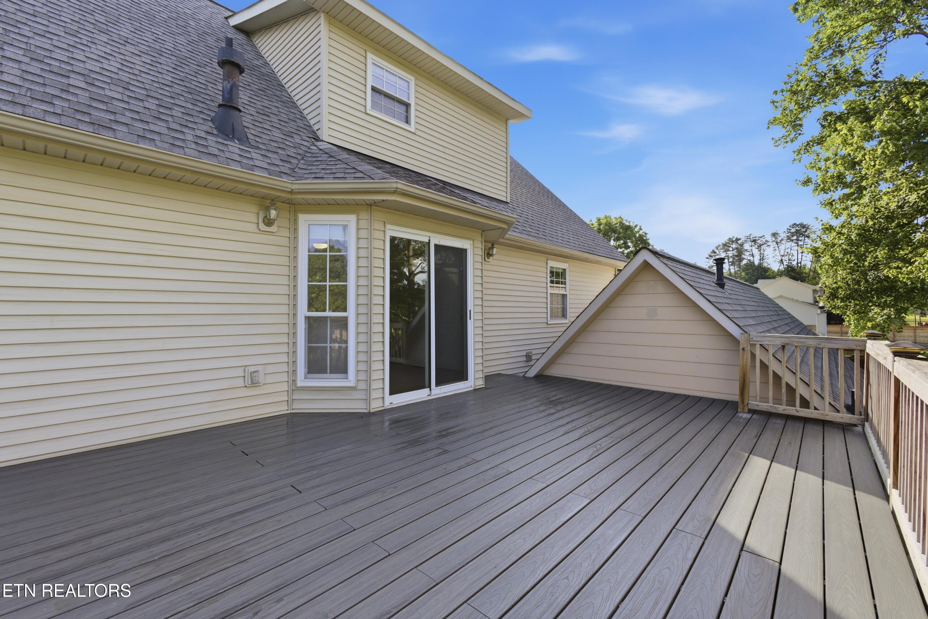 135 Rebel Road Harriman TN 37748
