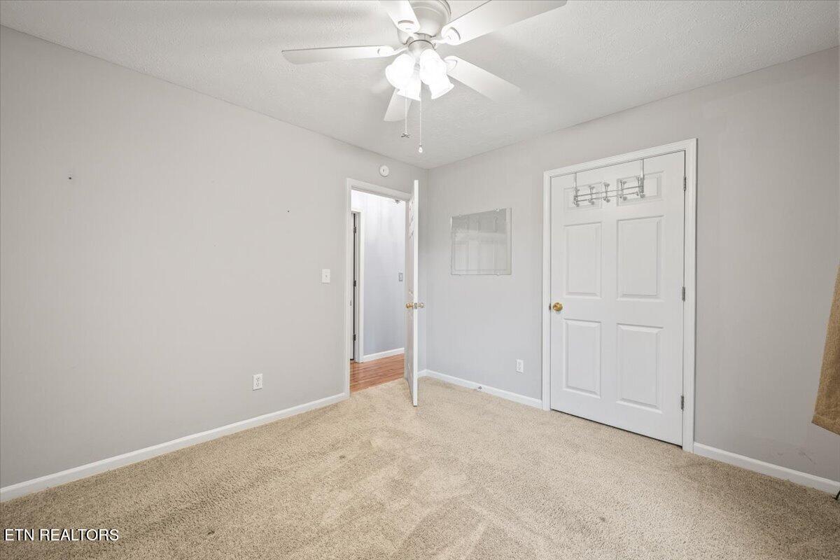 120 Oscar Lane Speedwell TN 37870