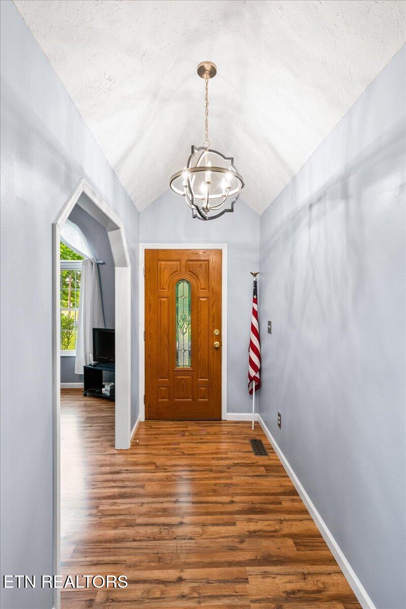 120 Oscar Lane Speedwell TN 37870