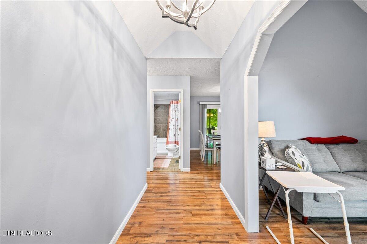 120 Oscar Lane Speedwell TN 37870