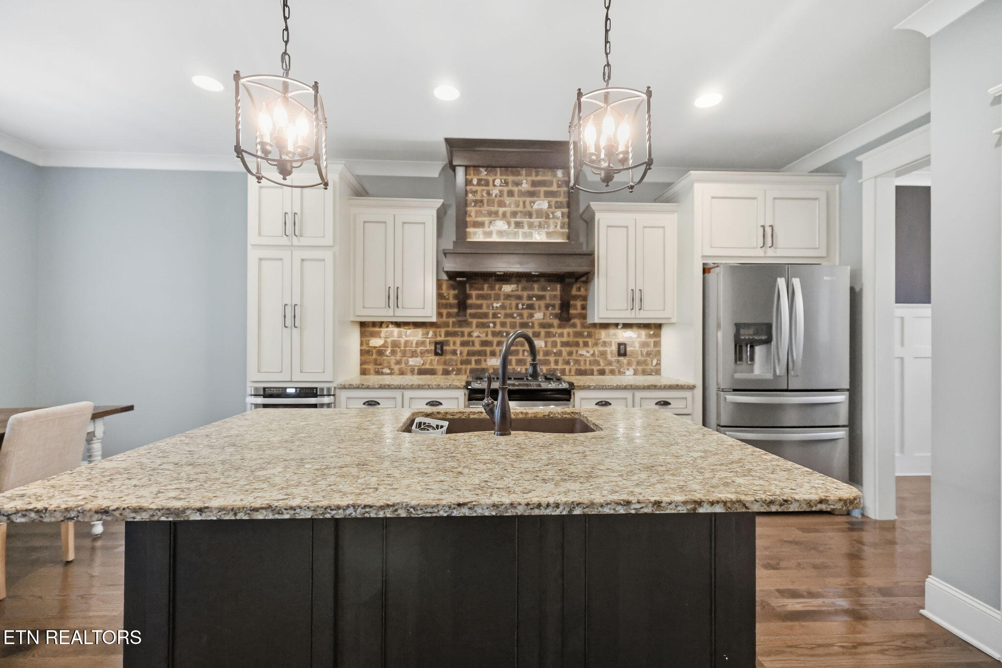 128 Tradewind Street Clinton TN 37716