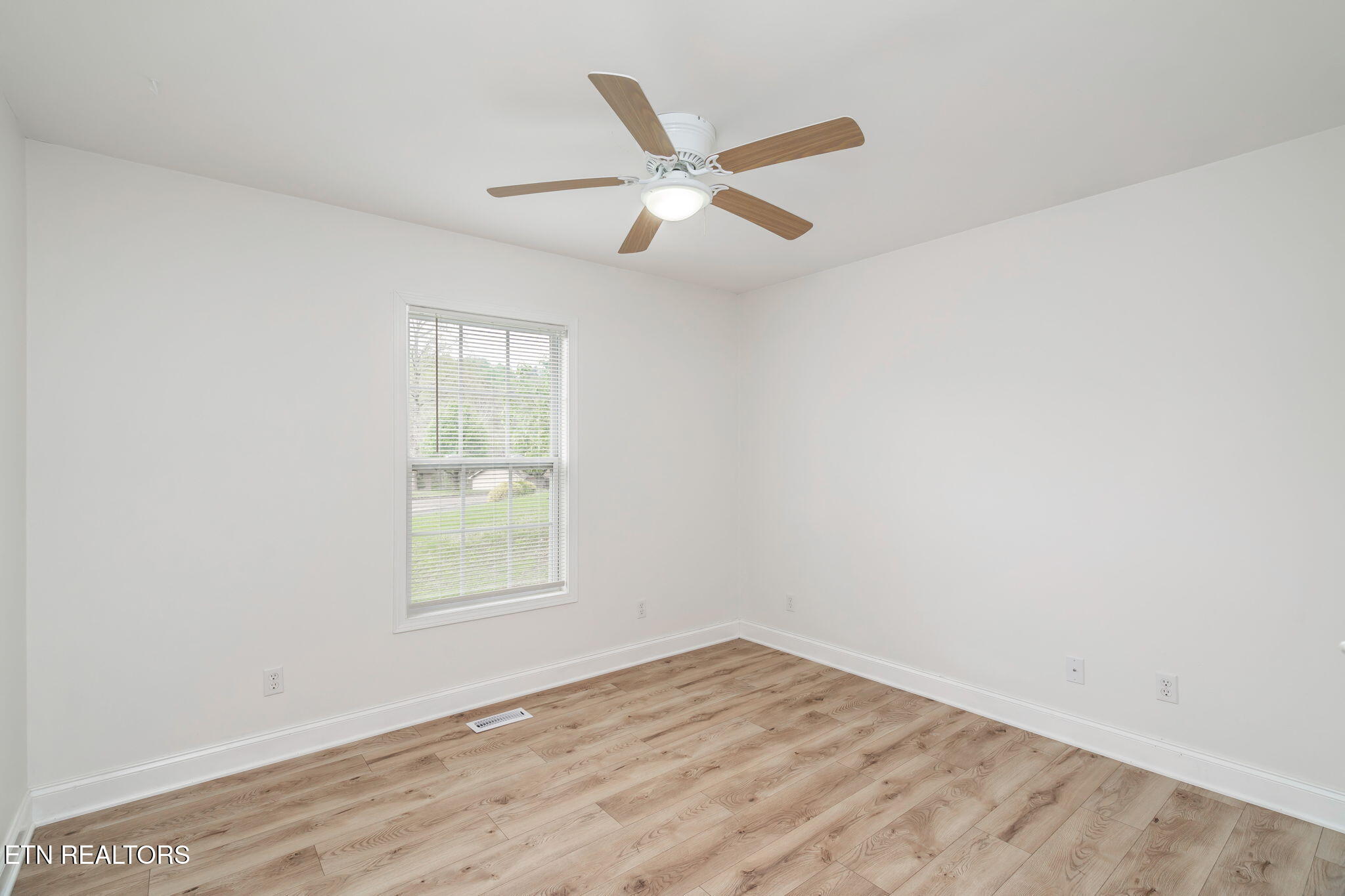 606 Liverpool Lane Knoxville TN 37920