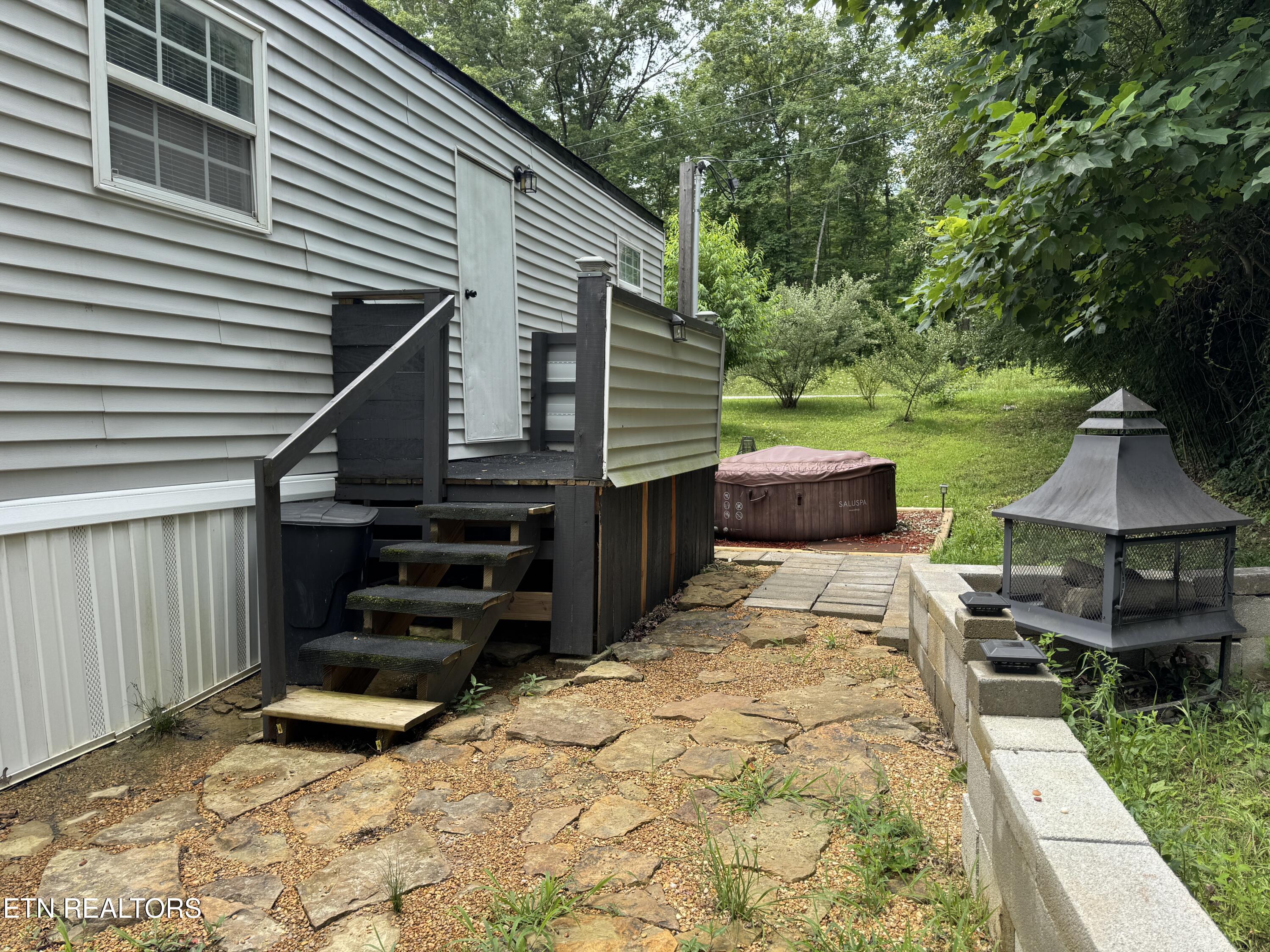 420 Oneida Lane Crawford TN 38554