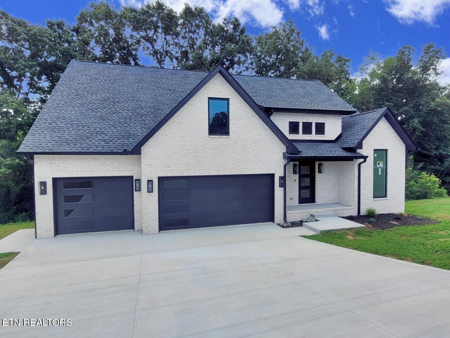 1489 Thomas Woods Way Lenoir City TN 37772