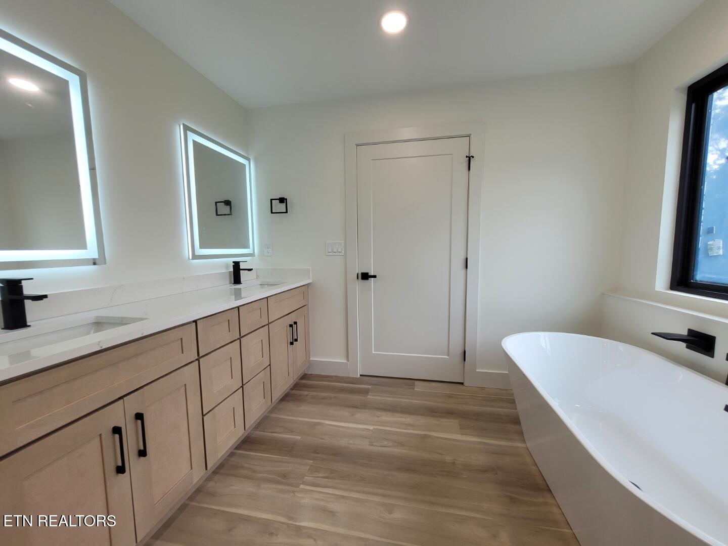 1489 Thomas Woods Way Lenoir City TN 37772
