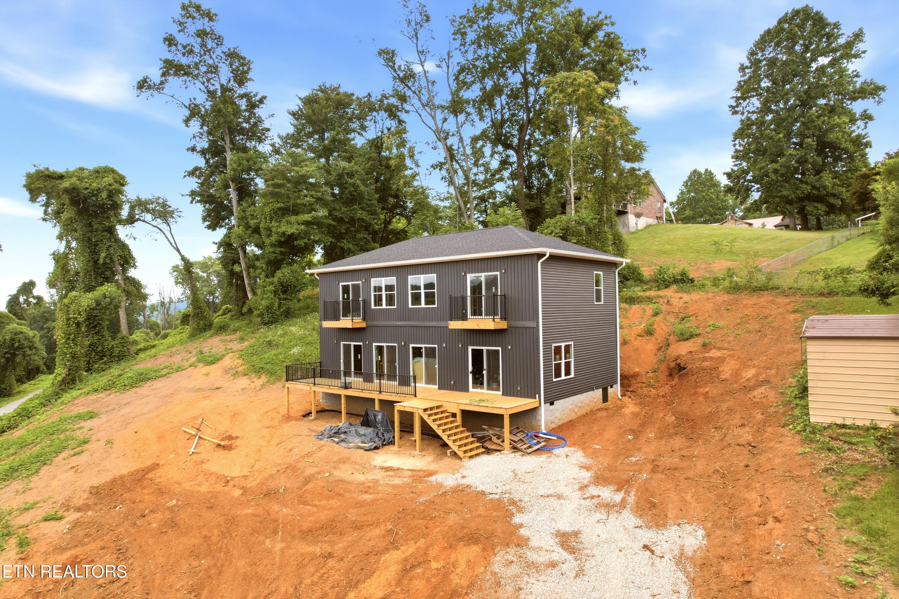 109 Breezeway Lane Caryville TN 37714