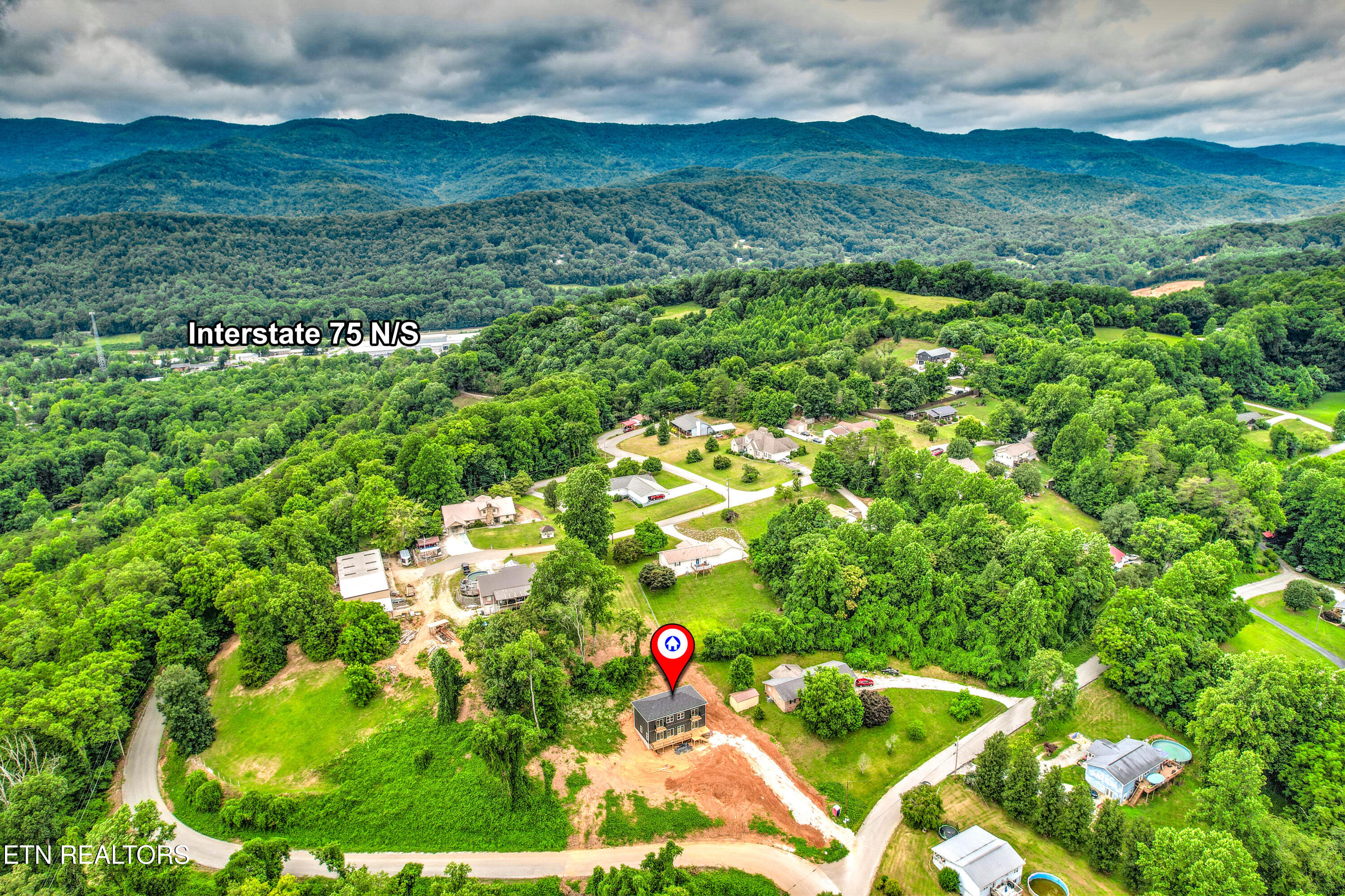 109 Breezeway Lane Caryville TN 37714