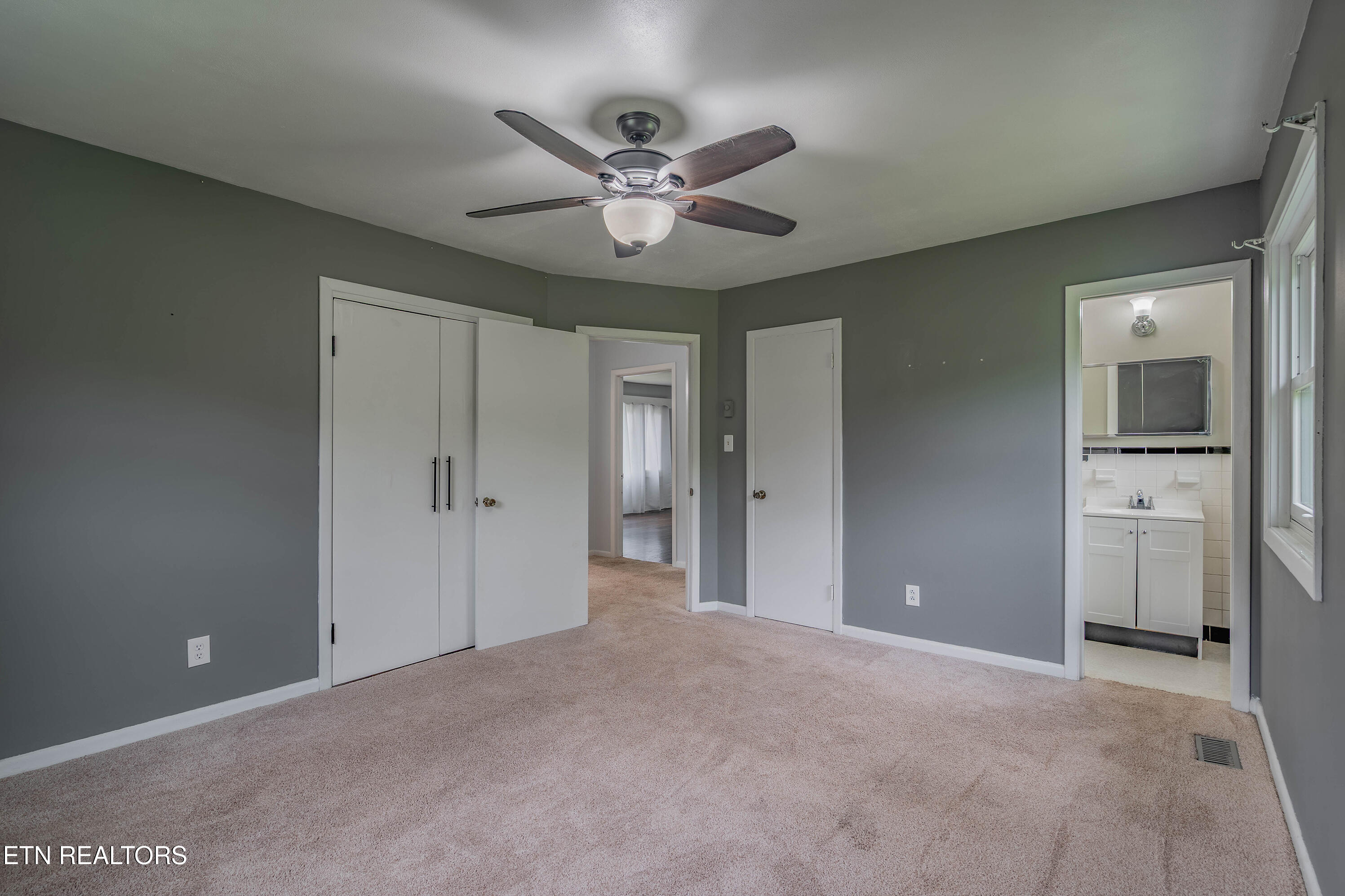 404 Bridge View Lane Knoxville TN 37914