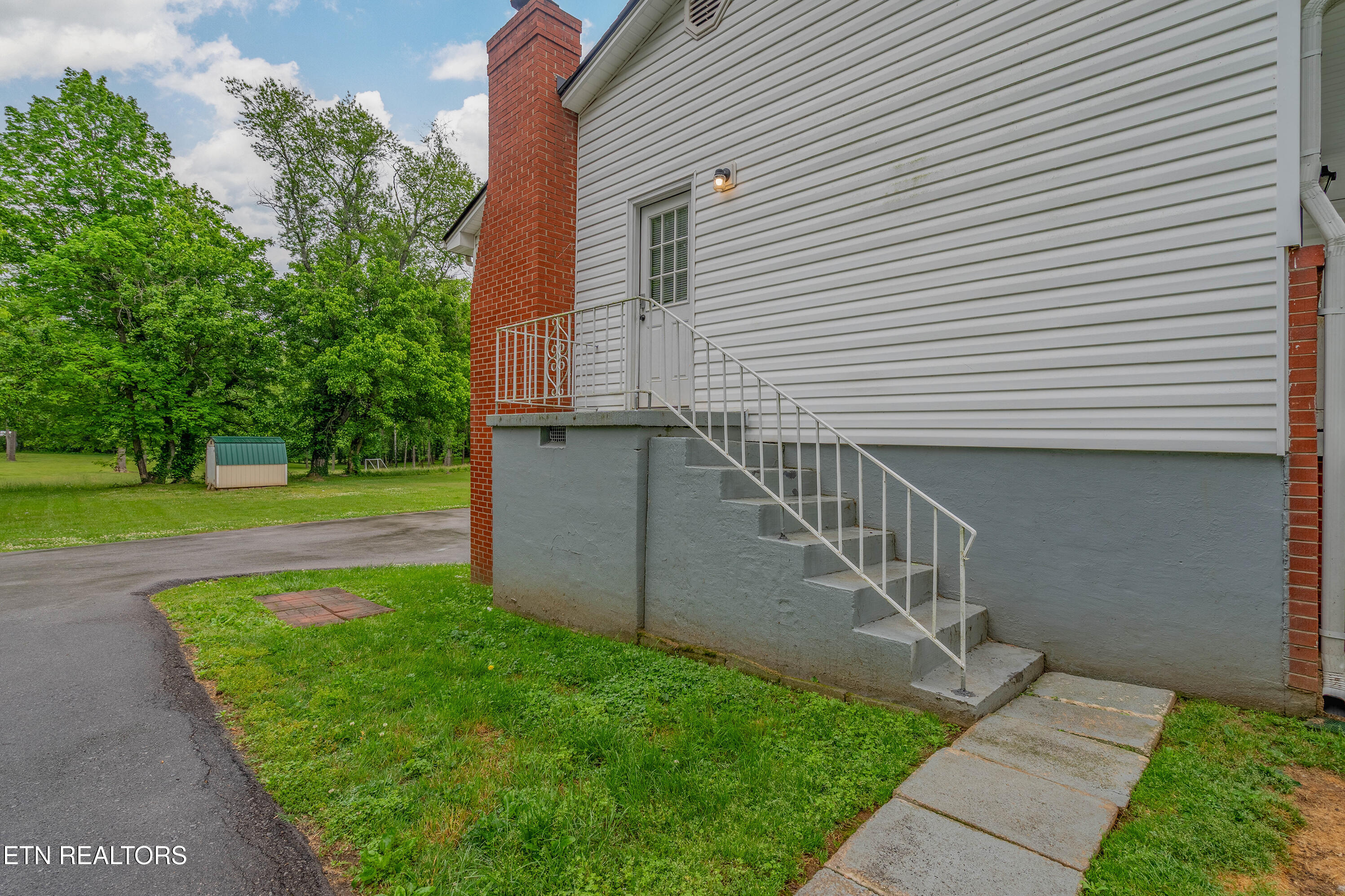 404 Bridge View Lane Knoxville TN 37914