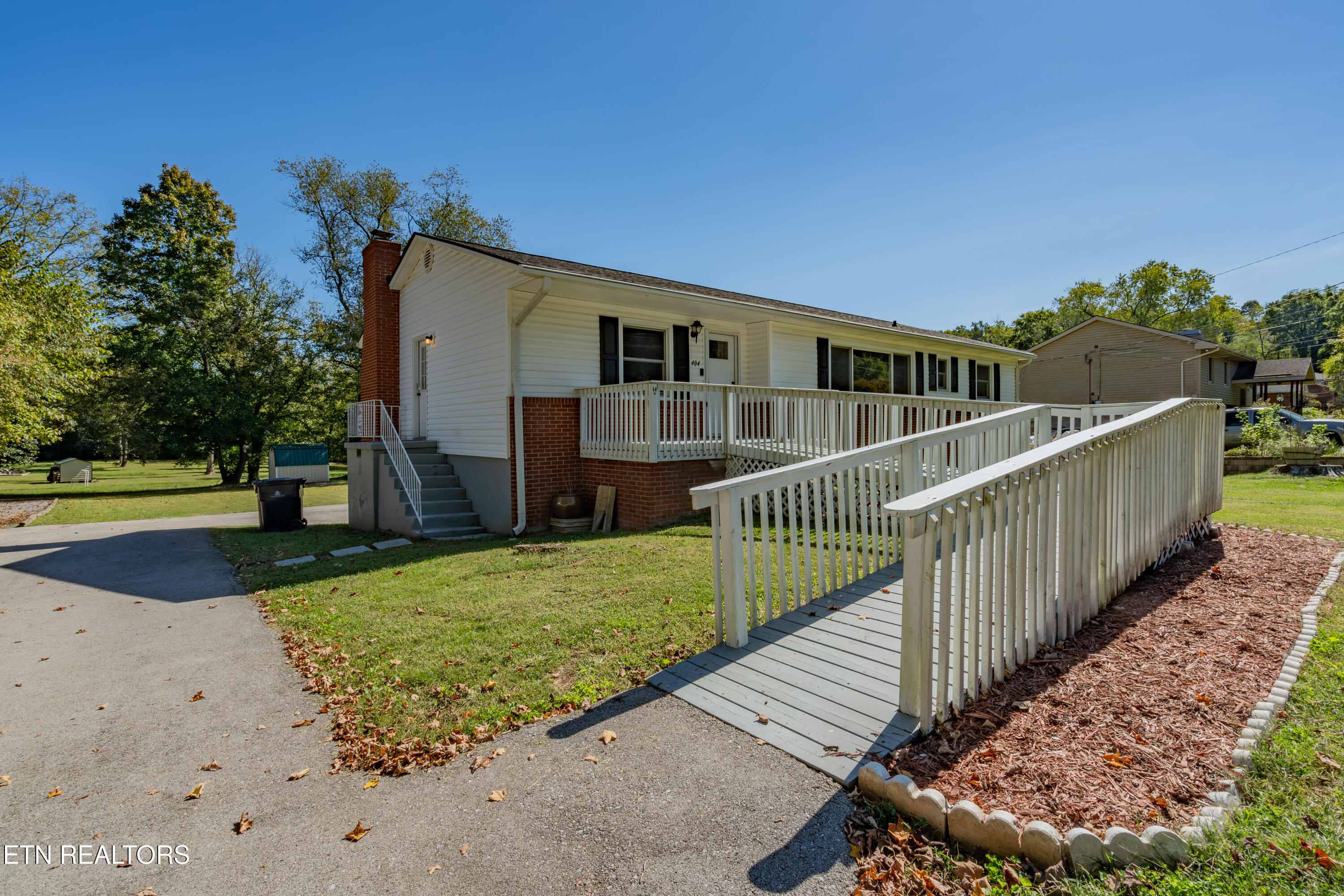 404 Bridge View Lane Knoxville TN 37914