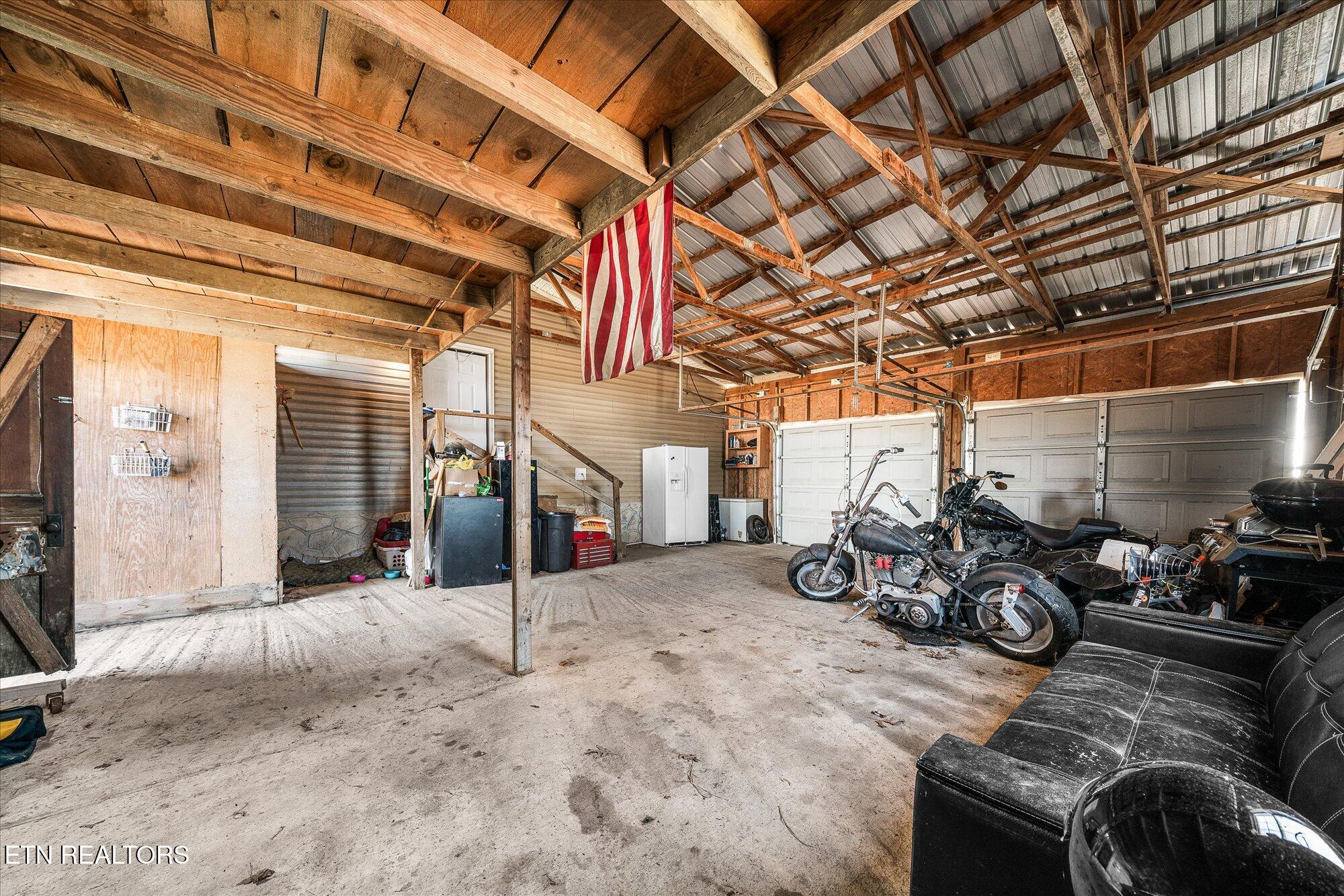 102 Flat Rock Road Deer Lodge TN 37726