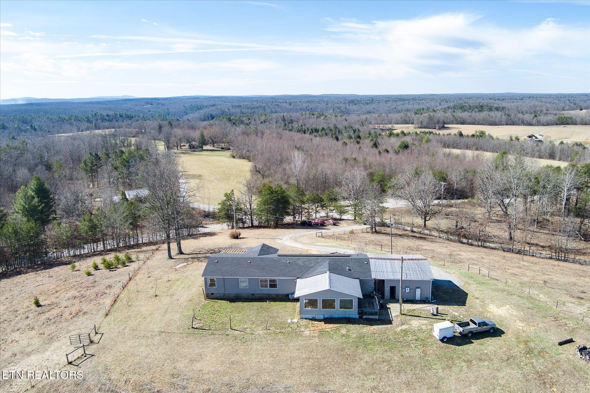 102 Flat Rock Road Deer Lodge TN 37726